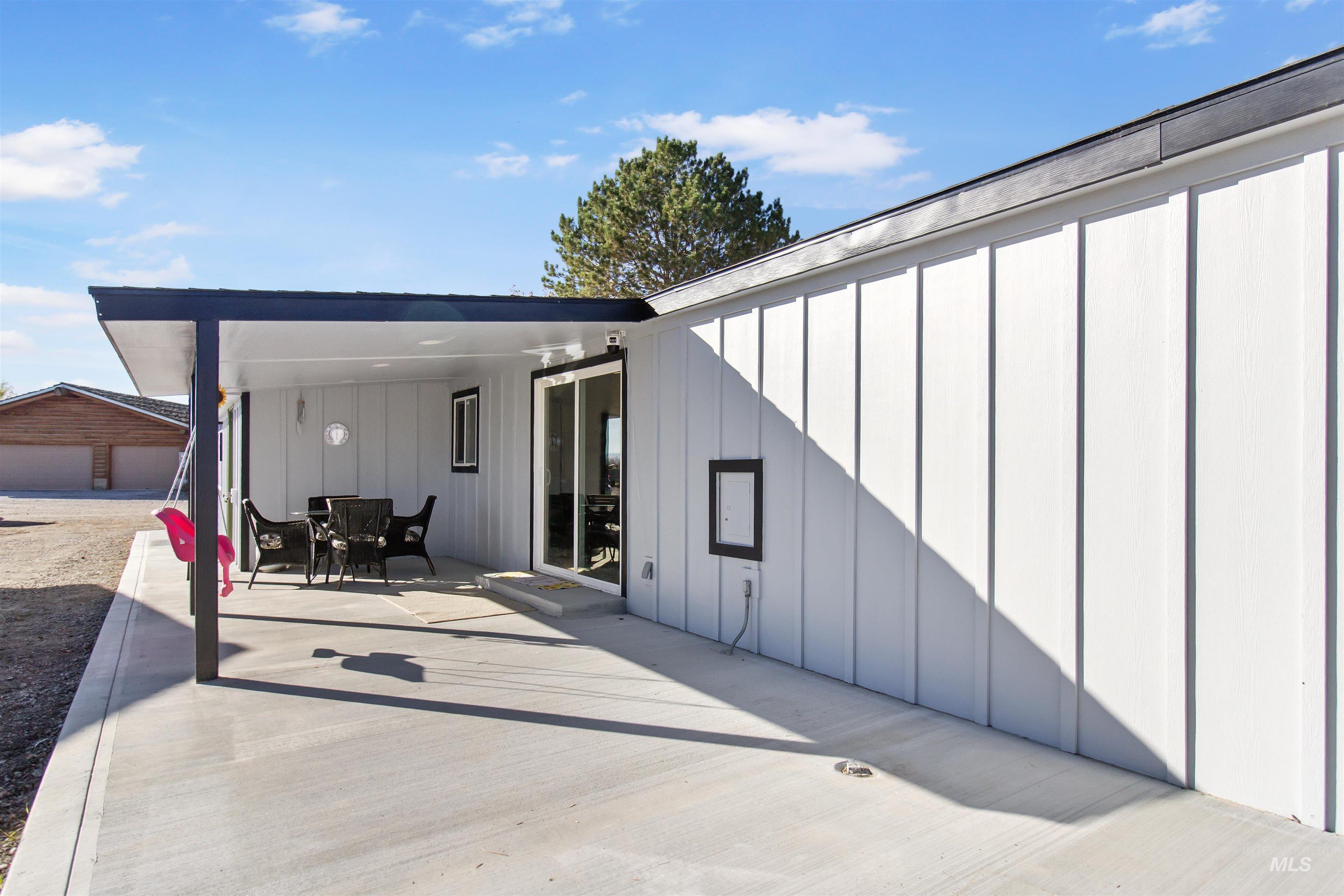 3582 N 3230 E, Kimberly, Idaho 83341, 3 Bedrooms, 2 Bathrooms, Residential For Sale, Price $415,000,MLS 98966858