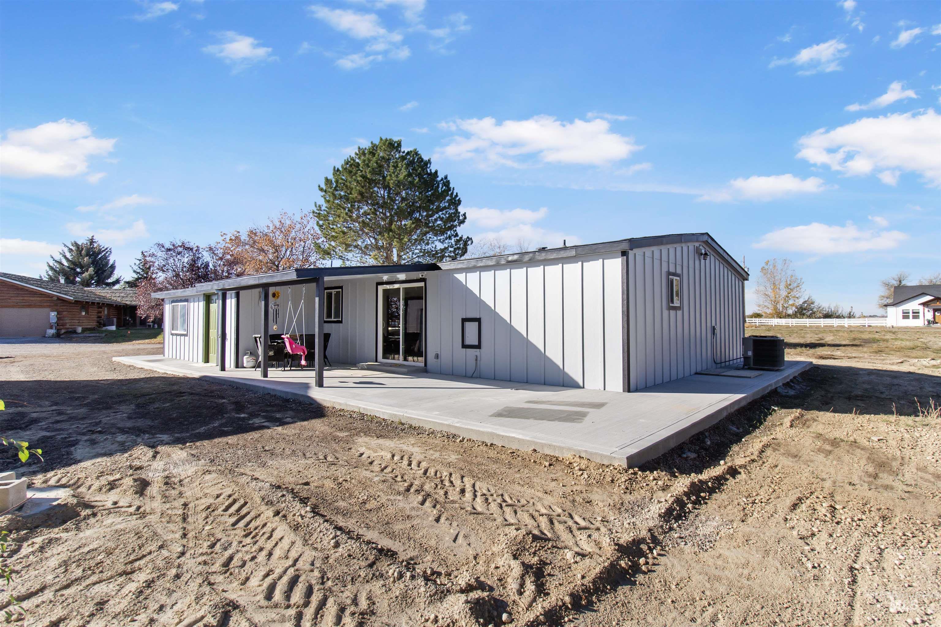 3582 N 3230 E, Kimberly, Idaho 83341, 3 Bedrooms, 2 Bathrooms, Residential For Sale, Price $415,000,MLS 98966858