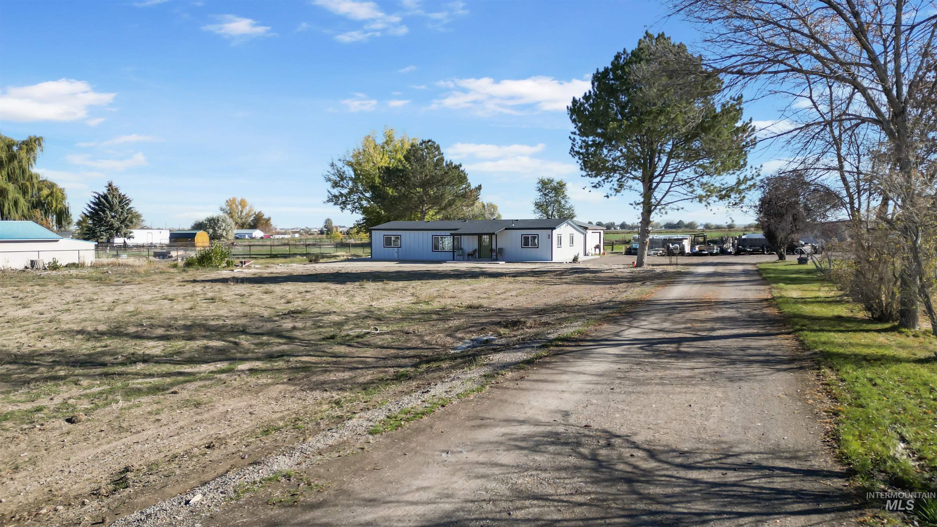 3582 N 3230 E, Kimberly, Idaho 83341, 3 Bedrooms, 2 Bathrooms, Residential For Sale, Price $415,000,MLS 98966858