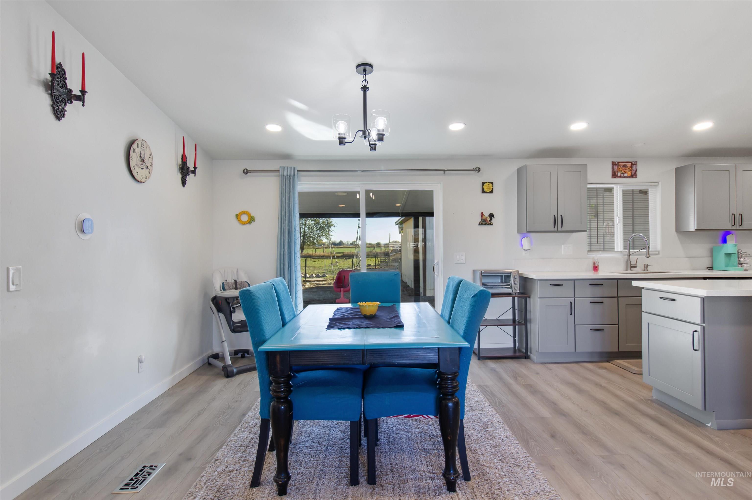 3582 N 3230 E, Kimberly, Idaho 83341, 3 Bedrooms, 2 Bathrooms, Residential For Sale, Price $415,000,MLS 98966858