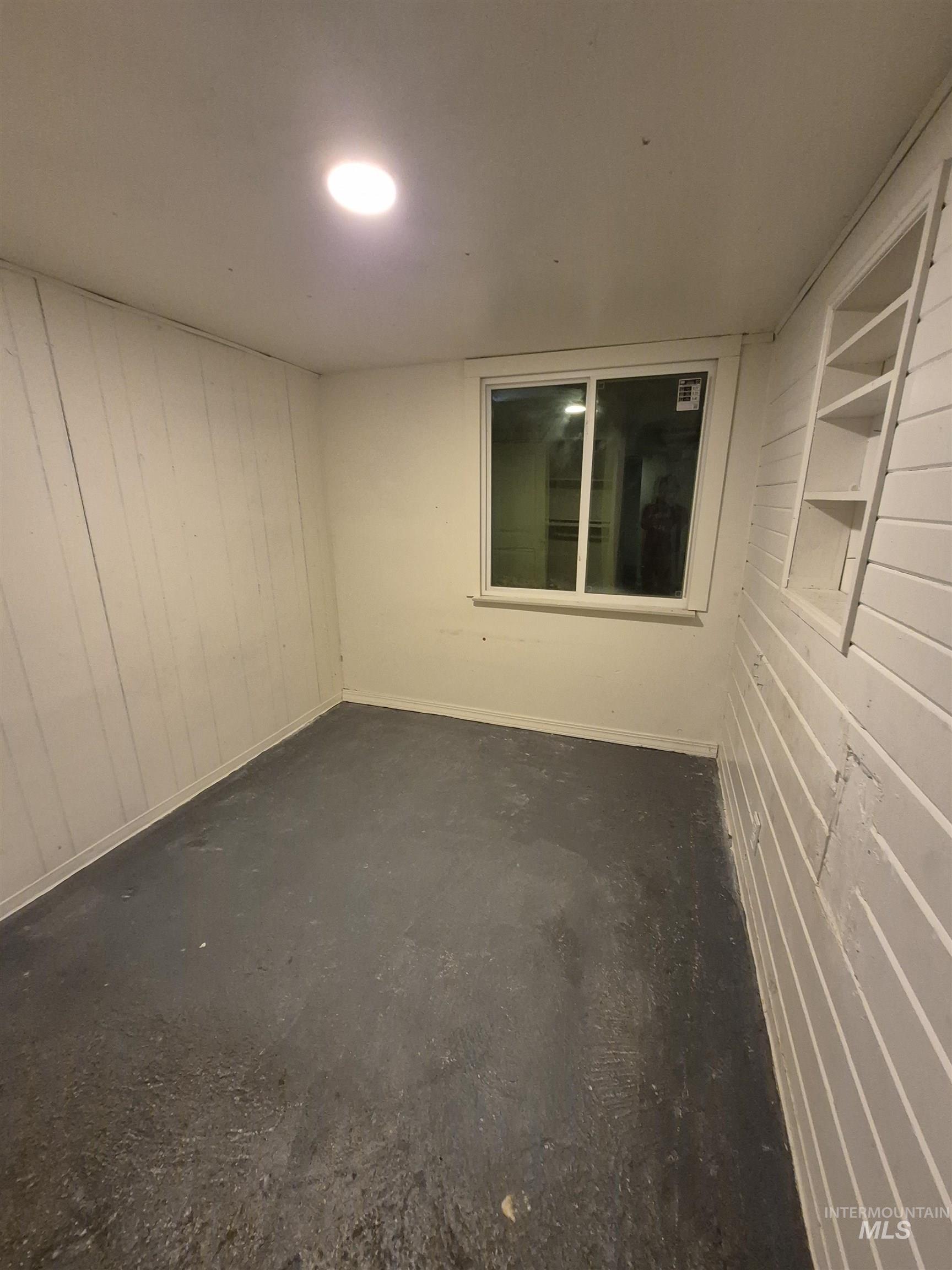 403 16th Ave E, Jerome, Idaho 83338, 4 Bedrooms, 2 Bathrooms, Residential For Sale, Price $339,900,MLS 98966875