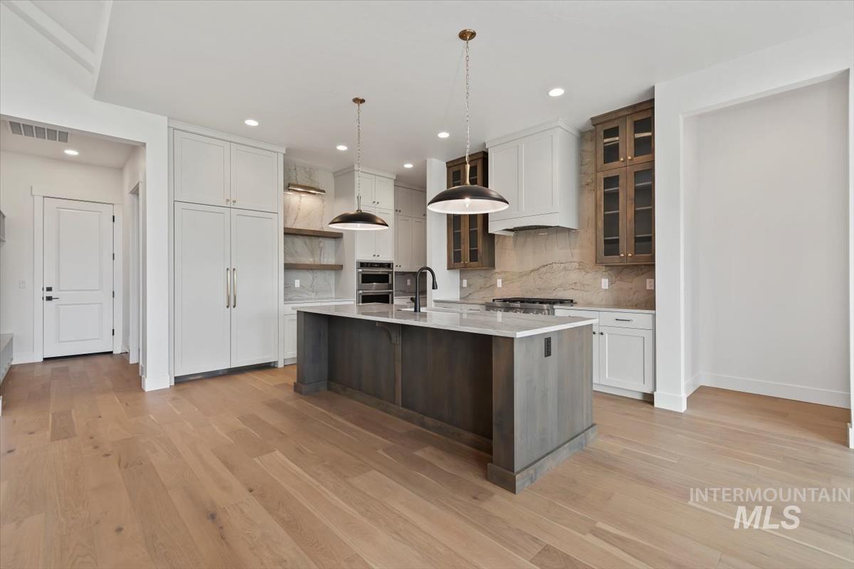 11216 S Kingsbarn Ln, Kuna, Idaho 83634, 4 Bedrooms, 3.5 Bathrooms, Residential For Sale, Price $1,224,880,MLS 98966883