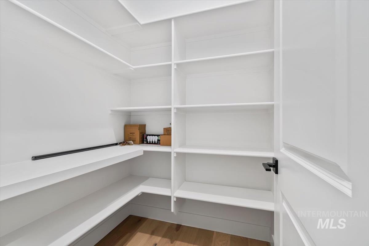 11216 S Kingsbarn Ln, Kuna, Idaho 83634, 4 Bedrooms, 3.5 Bathrooms, Residential For Sale, Price $1,224,880,MLS 98966883