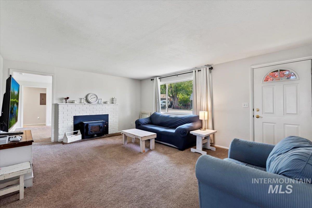 2120 S Cleveland Street, Boise, Idaho 83705, 6 Bedrooms, 2 Bathrooms, Residential For Sale, Price $550,999,MLS 98966886