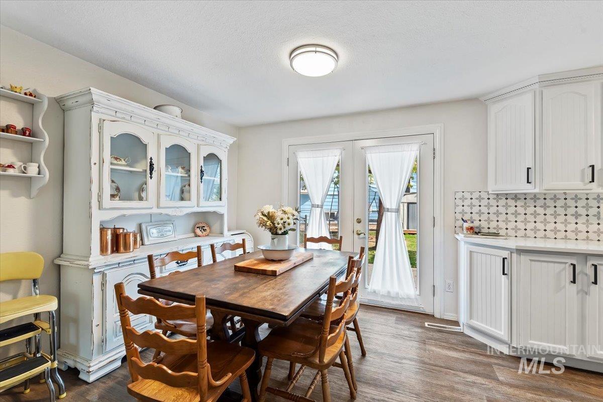 2120 S Cleveland Street, Boise, Idaho 83705, 6 Bedrooms, 2 Bathrooms, Residential For Sale, Price $550,999,MLS 98966886