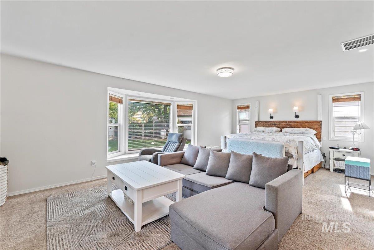 2120 S Cleveland Street, Boise, Idaho 83705, 6 Bedrooms, 2 Bathrooms, Residential For Sale, Price $550,999,MLS 98966886