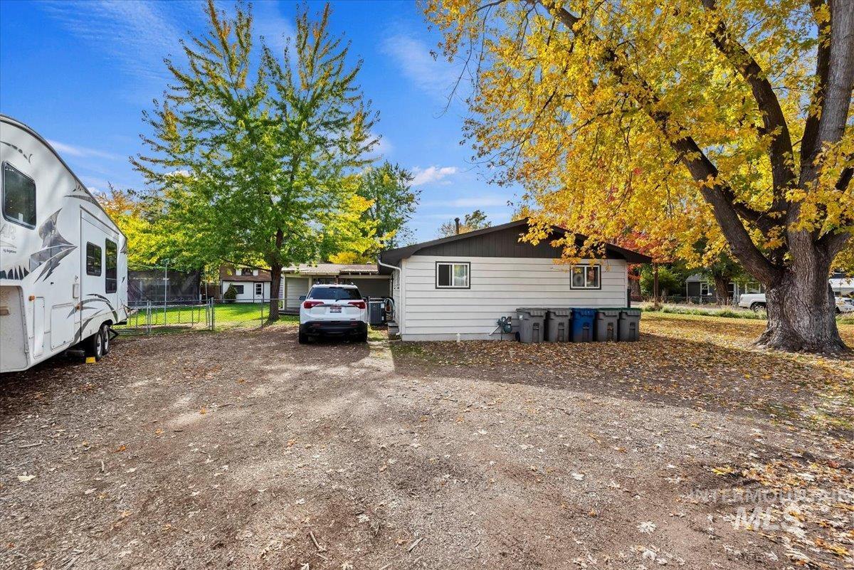 2120 S Cleveland Street, Boise, Idaho 83705, 6 Bedrooms, 2 Bathrooms, Residential For Sale, Price $550,999,MLS 98966886