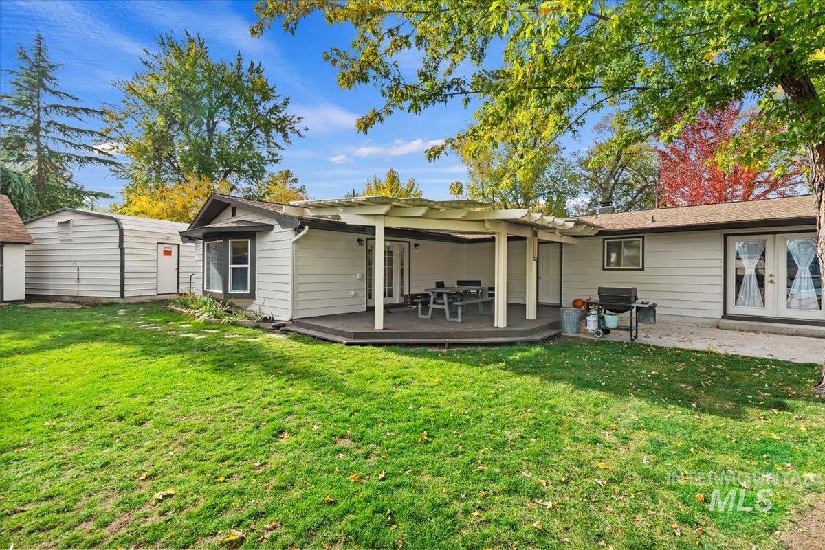 2120 S Cleveland Street, Boise, Idaho 83705, 6 Bedrooms, 2 Bathrooms, Residential For Sale, Price $550,999,MLS 98966886