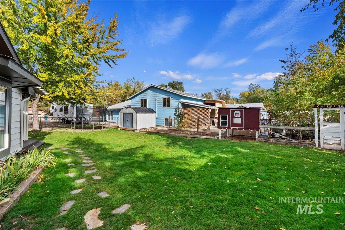 2120 S Cleveland Street, Boise, Idaho 83705, 6 Bedrooms, 2 Bathrooms, Residential For Sale, Price $550,999,MLS 98966886