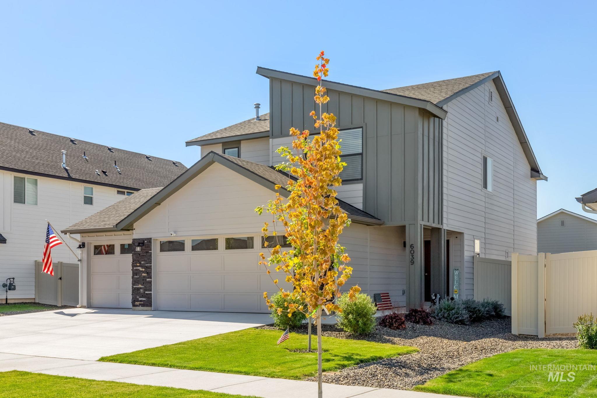 6039 W Mikonos St, Meridian, Idaho 83646, 3 Bedrooms, 2.5 Bathrooms, Residential For Sale, Price $449,900,MLS 98966889