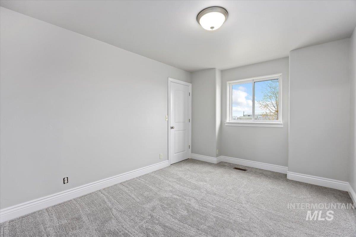 491 W 100 S, Paul, Idaho 83347, 4 Bedrooms, 2.5 Bathrooms, Residential For Sale, Price $399,900,MLS 98966900