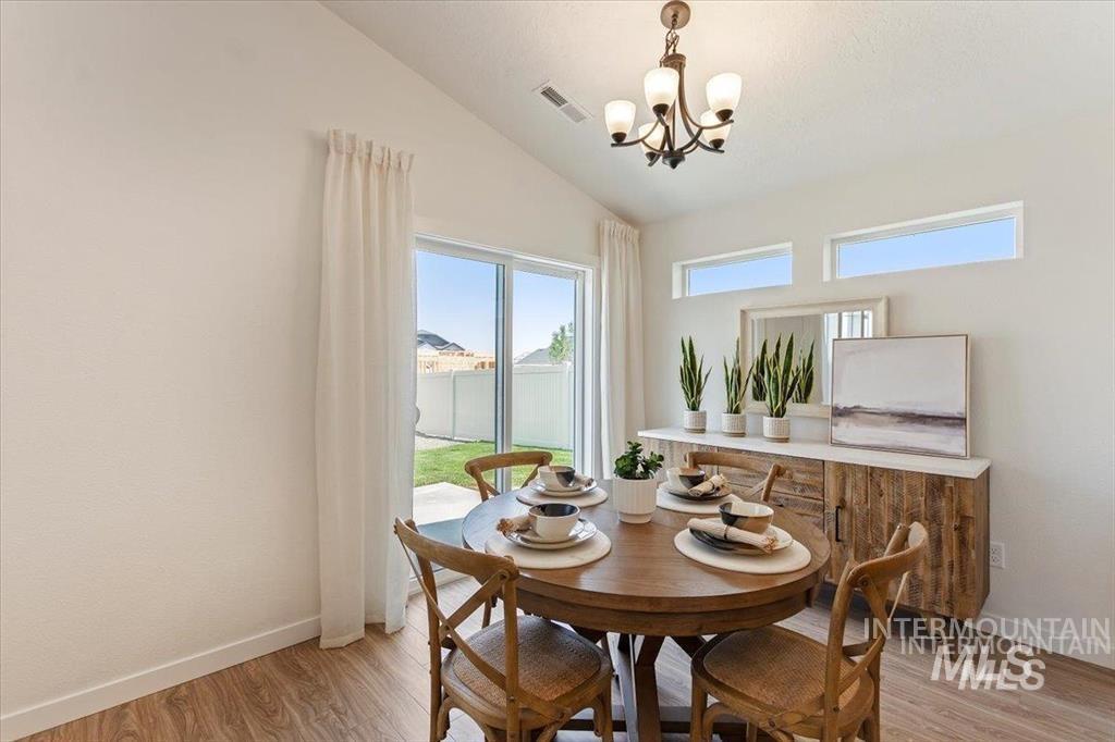 1582 SW Silverstone Ave, Mountain Home, Idaho 83647, 3 Bedrooms, 2 Bathrooms, Residential For Sale, Price $364,990,MLS 98966901