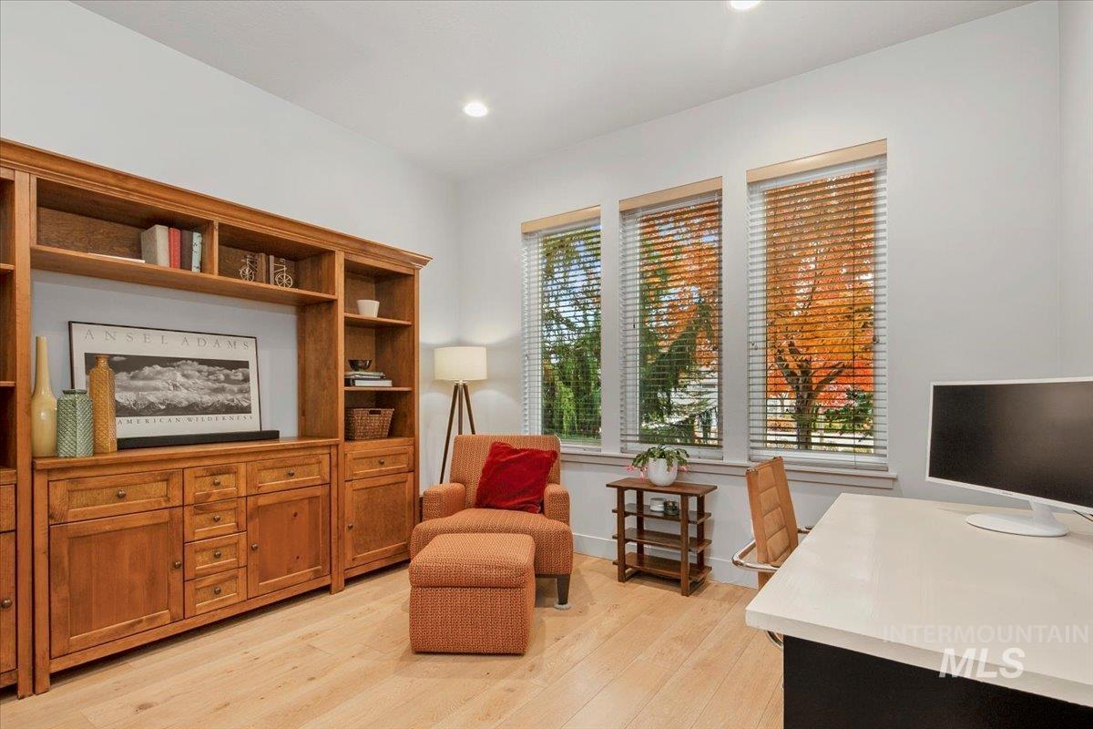 5570 W Founders Dr, Eagle, Idaho 83616, 5 Bedrooms, 4 Bathrooms, Residential For Sale, Price $1,499,000,MLS 98966924