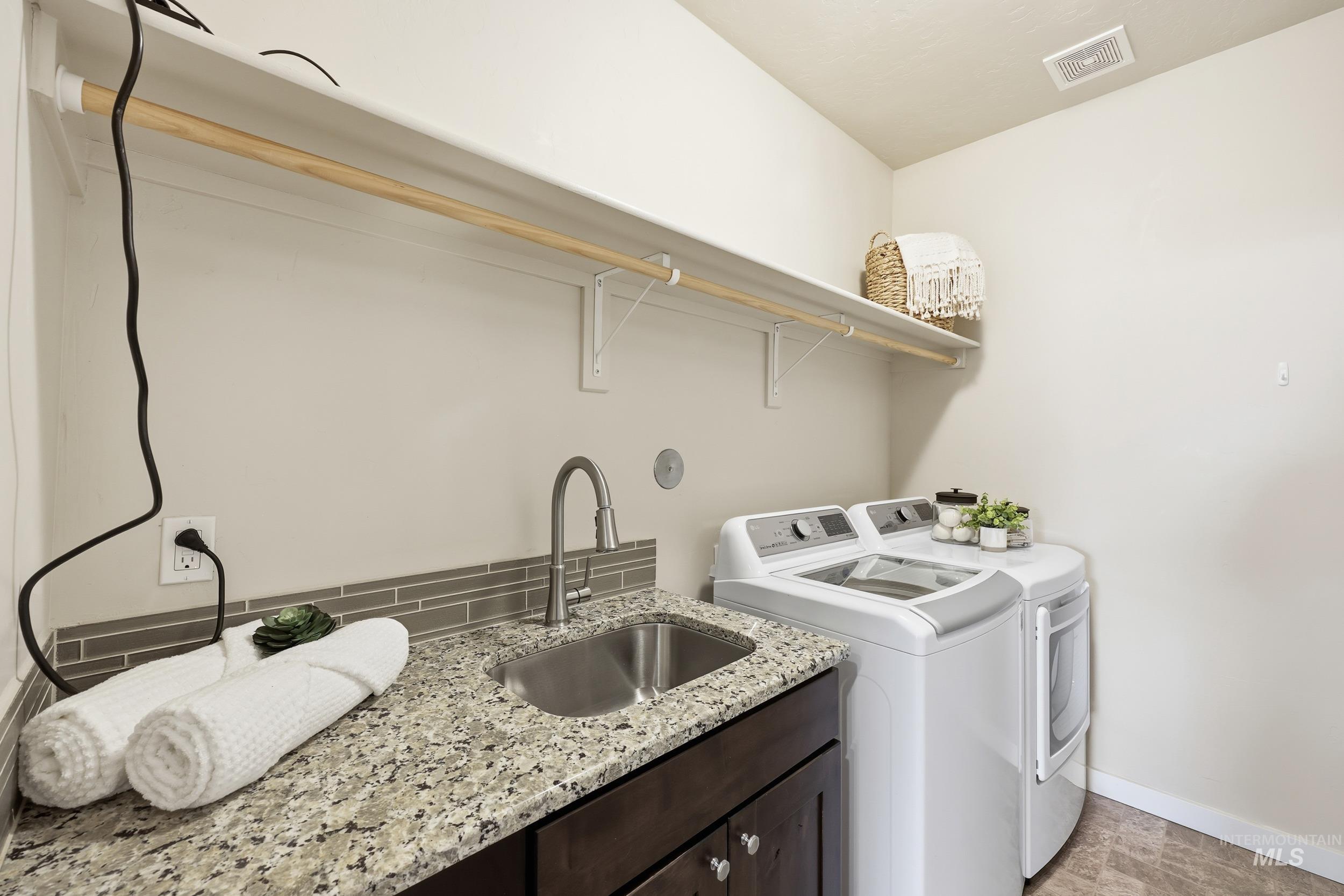 3424 E Sherman Ave, Nampa, Idaho 83687, 4 Bedrooms, 3 Bathrooms, Residential For Sale, Price $429,900,MLS 98966931