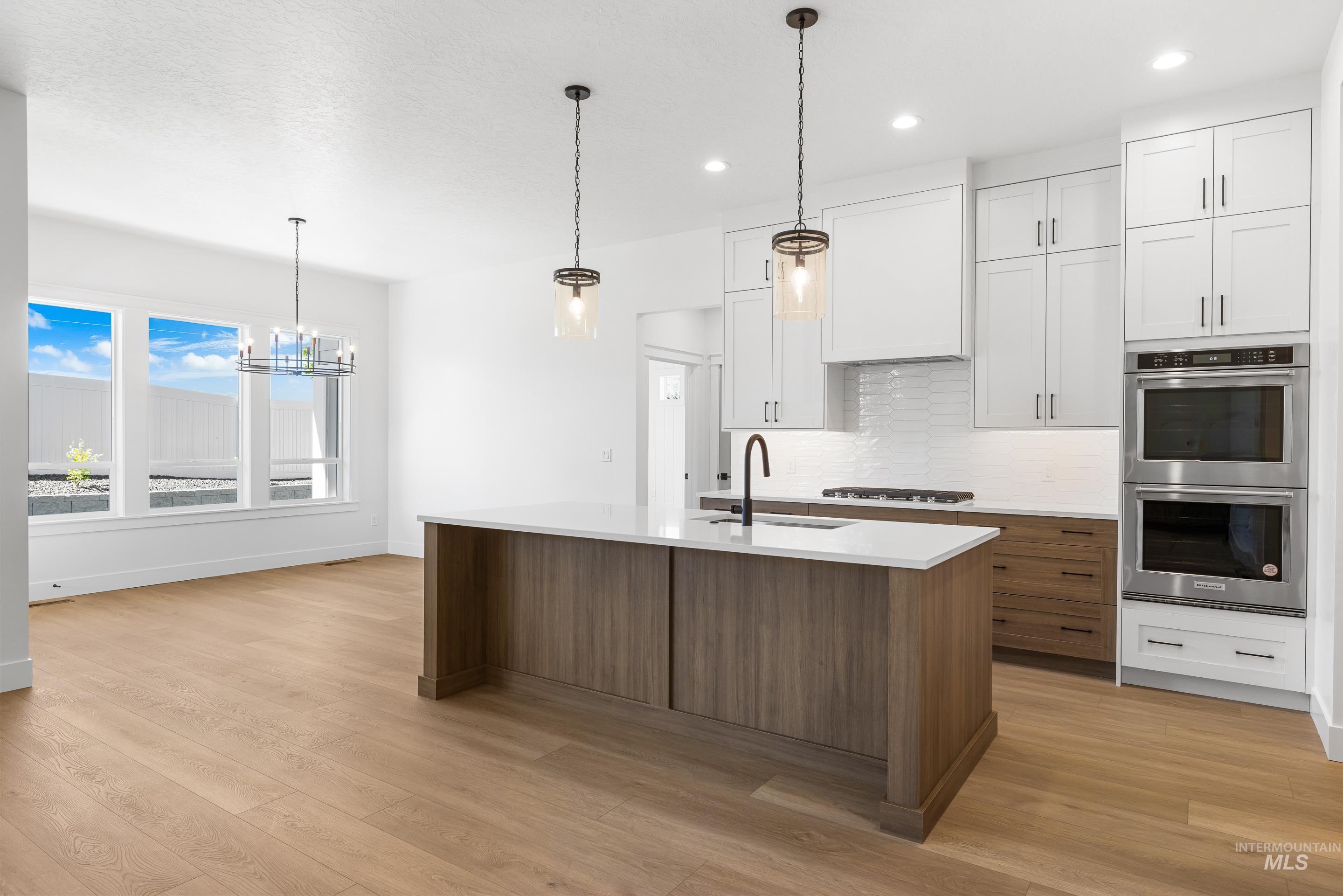 1279 E Andes Drive, Kuna, Idaho 83634, 3 Bedrooms, 3.5 Bathrooms, Residential For Sale, Price $729,900,MLS 98966939