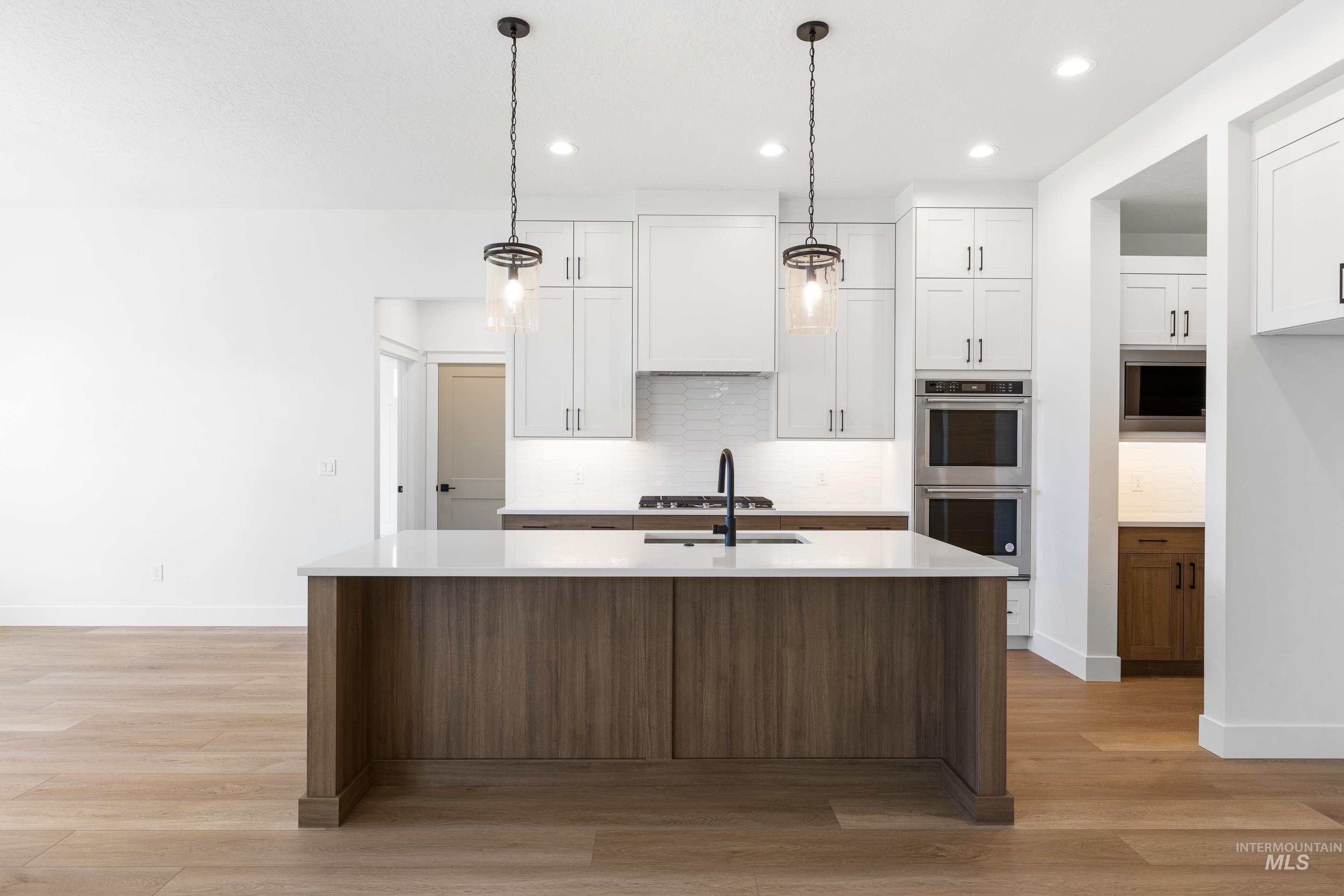 1279 E Andes Drive, Kuna, Idaho 83634, 3 Bedrooms, 3.5 Bathrooms, Residential For Sale, Price $729,900,MLS 98966939