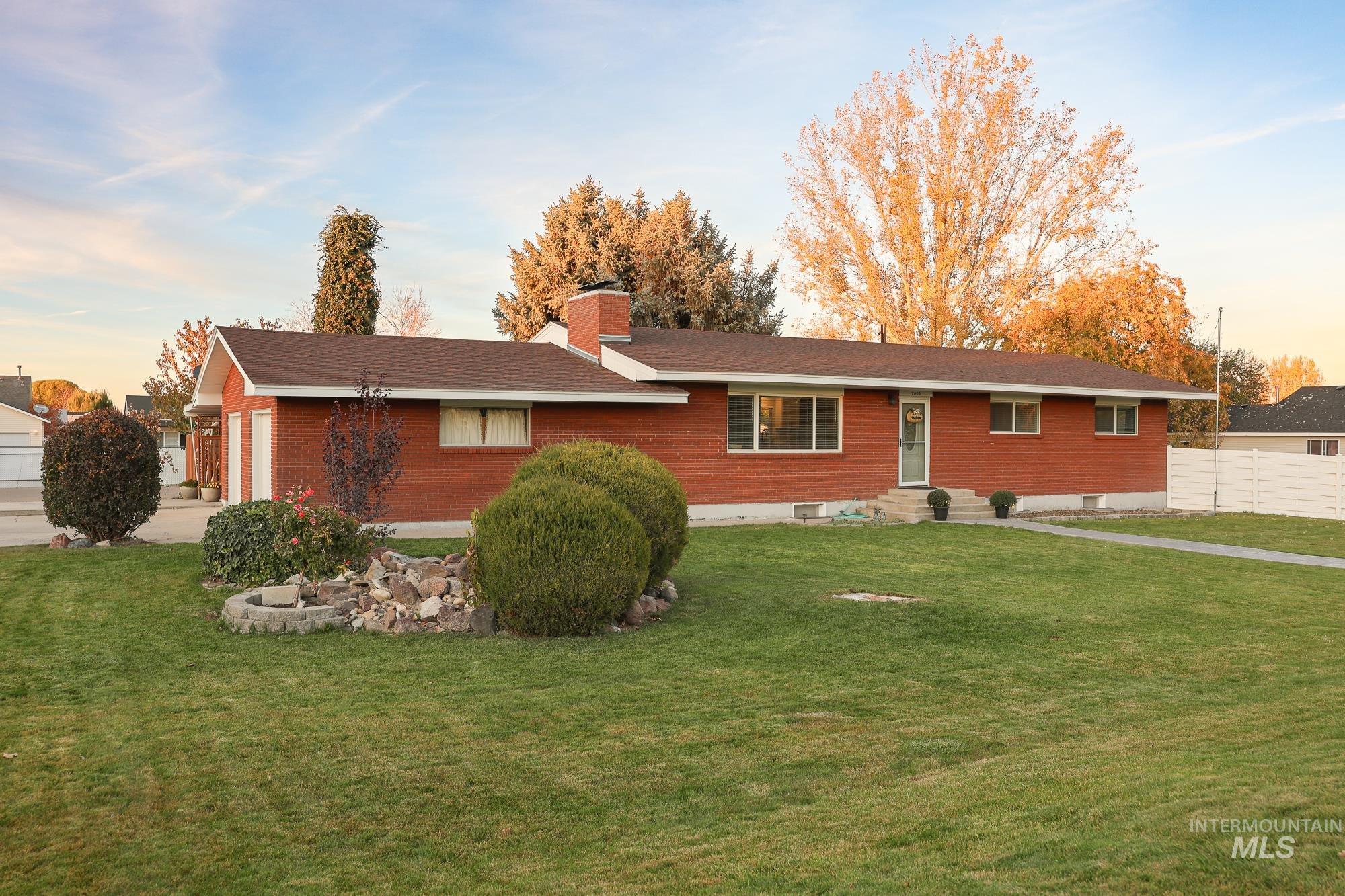 2008 Smith Ave, Nampa, Idaho 83651, 4 Bedrooms, 4.5 Bathrooms, Residential For Sale, Price $630,000, 98966946