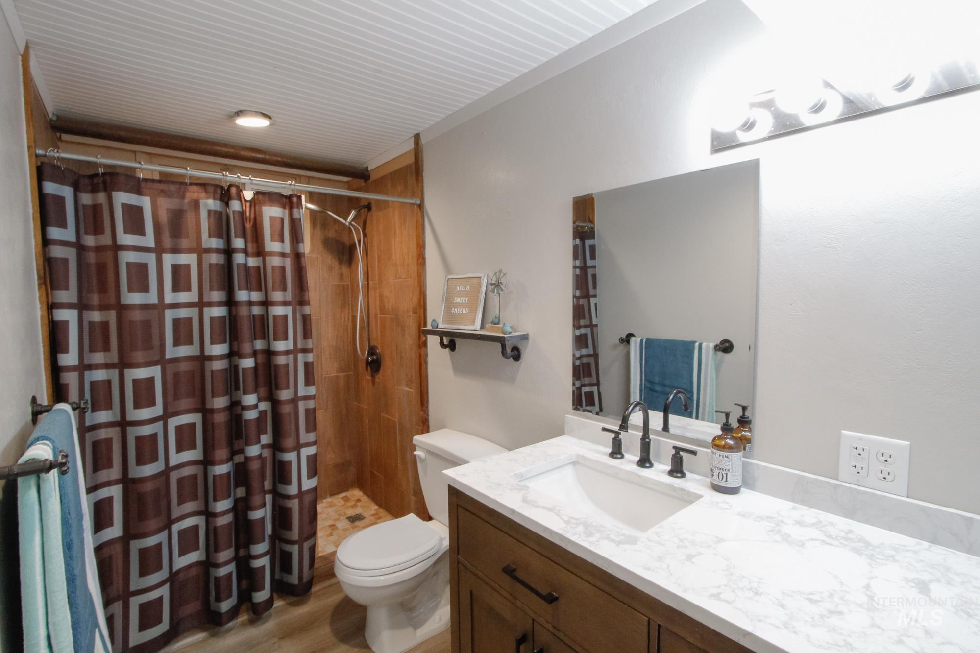 2008 Smith Ave, Nampa, Idaho 83651, 4 Bedrooms, 4.5 Bathrooms, Residential For Sale, Price $650,000,MLS 98966946