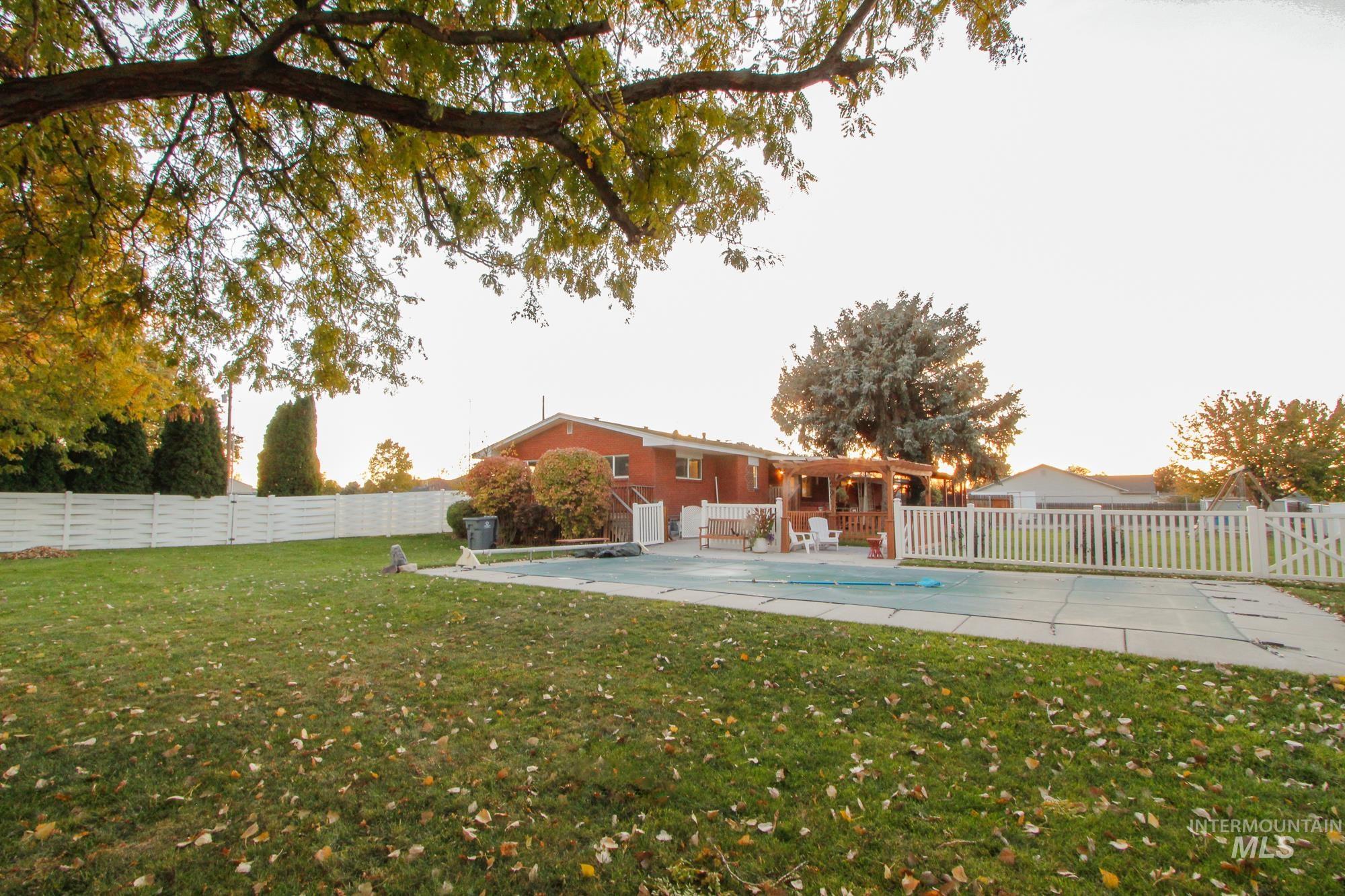 2008 Smith Ave, Nampa, Idaho 83651, 4 Bedrooms, 4.5 Bathrooms, Residential For Sale, Price $650,000,MLS 98966946