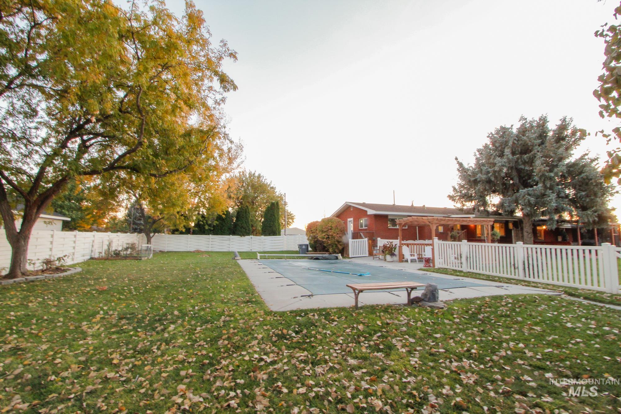 2008 Smith Ave, Nampa, Idaho 83651, 4 Bedrooms, 4.5 Bathrooms, Residential For Sale, Price $650,000,MLS 98966946