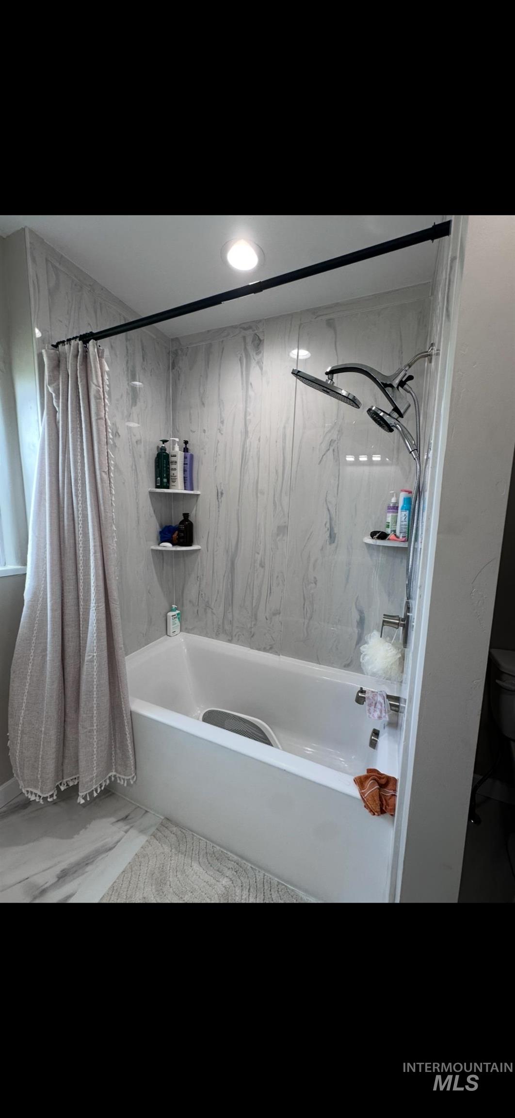 128 S 100 E, Rupert, Idaho 83350, 3 Bedrooms, 2 Bathrooms, Residential For Sale, Price $405,000,MLS 98966947