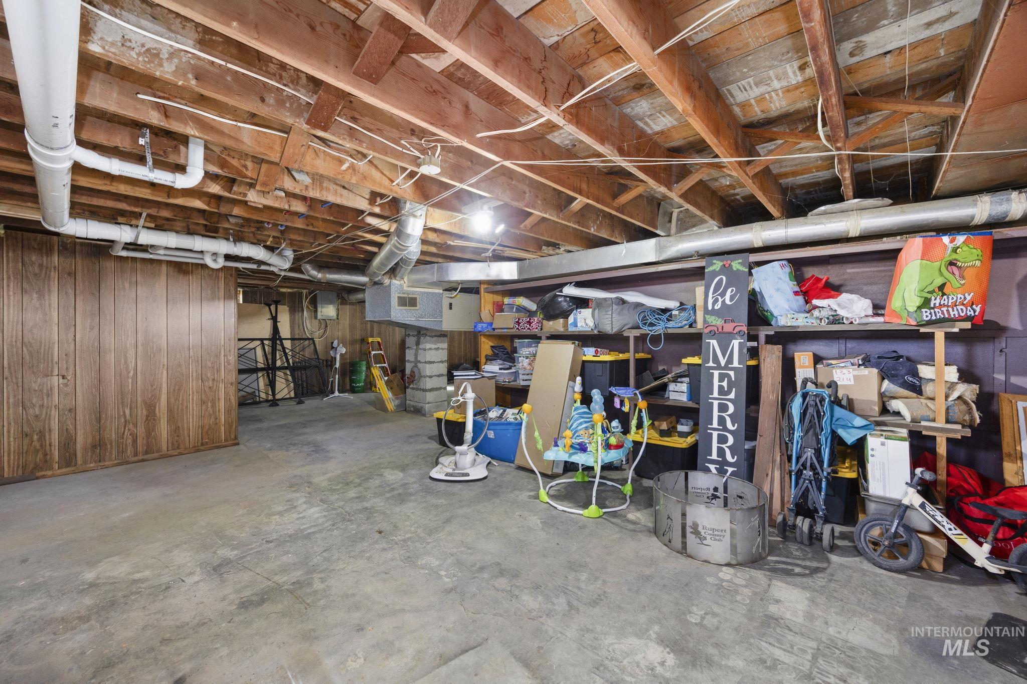 128 S 100 E, Rupert, Idaho 83350, 3 Bedrooms, 2 Bathrooms, Residential For Sale, Price $405,000,MLS 98966947