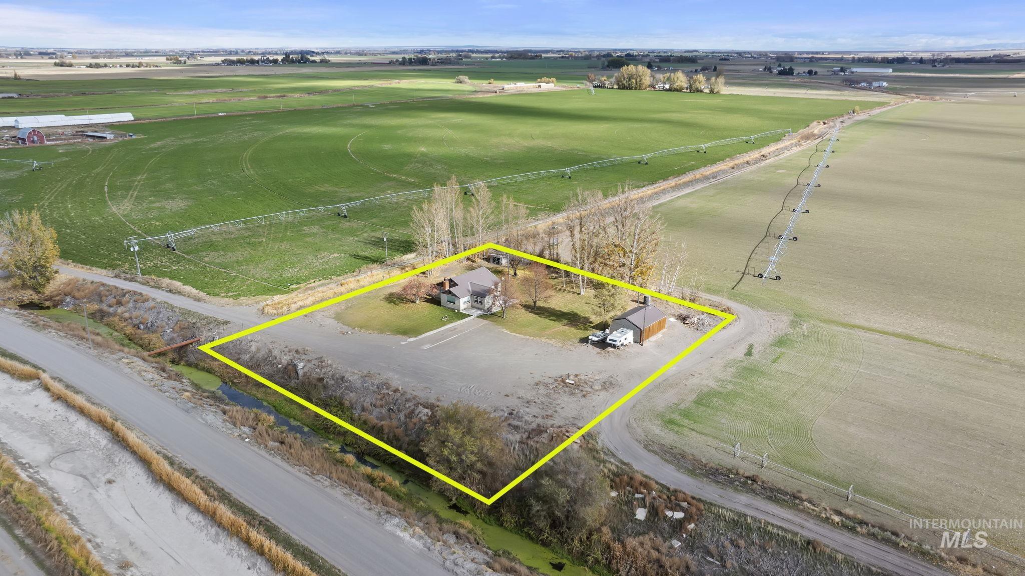 128 S 100 E, Rupert, Idaho 83350, 3 Bedrooms, 2 Bathrooms, Residential For Sale, Price $405,000,MLS 98966947