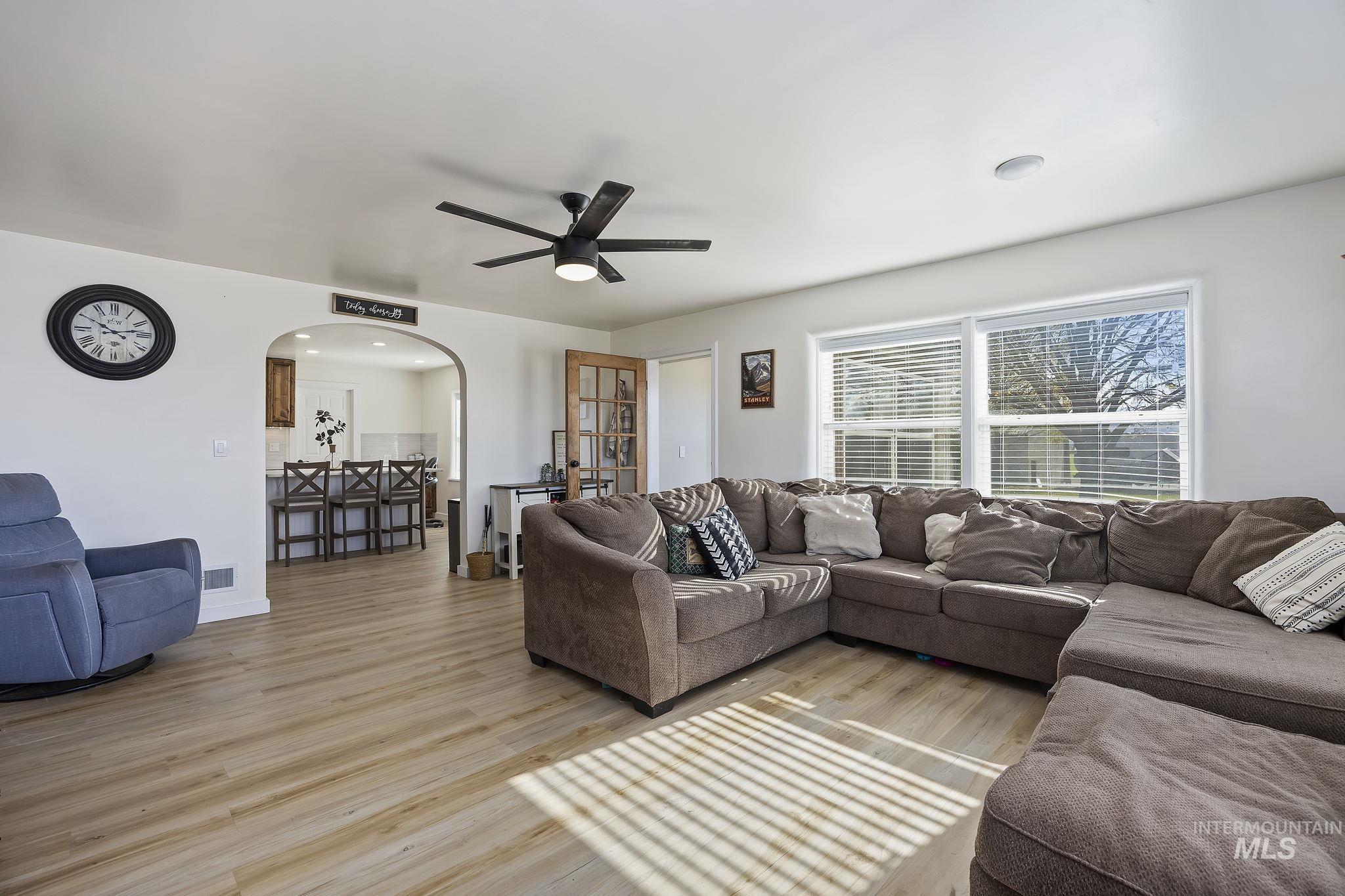 128 S 100 E, Rupert, Idaho 83350, 3 Bedrooms, 2 Bathrooms, Residential For Sale, Price $405,000,MLS 98966947