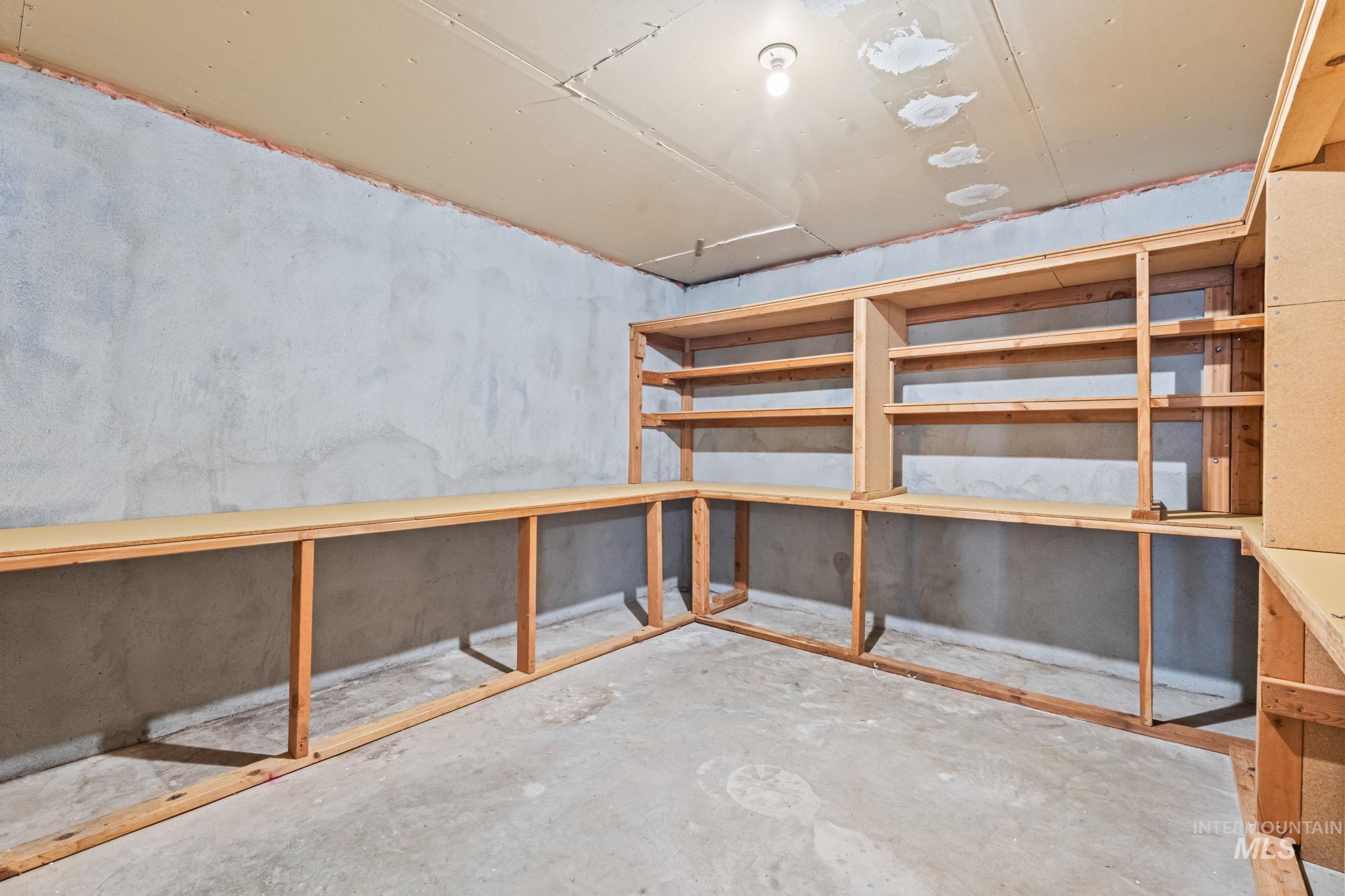 222 E 2nd St, Kuna, Idaho 83634, 4 Bedrooms, 2 Bathrooms, Residential For Sale, Price $479,900,MLS 98966948