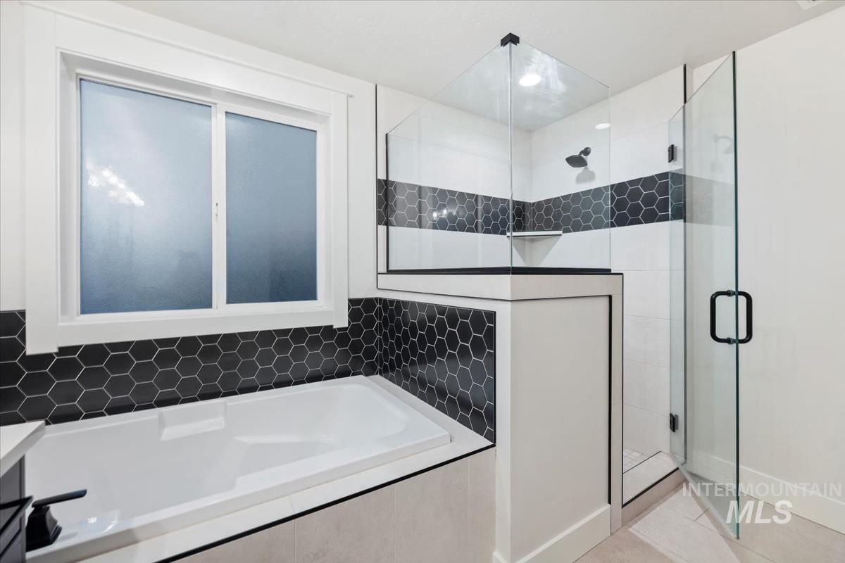 4705 N Morpheus Place, Meridian, Idaho 83646, 5 Bedrooms, 2.5 Bathrooms, Residential For Sale, Price $769,900,MLS 98966953