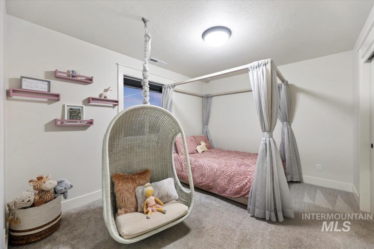 4705 N Morpheus Place, Meridian, Idaho 83646, 5 Bedrooms, 2.5 Bathrooms, Residential For Sale, Price $769,900,MLS 98966953