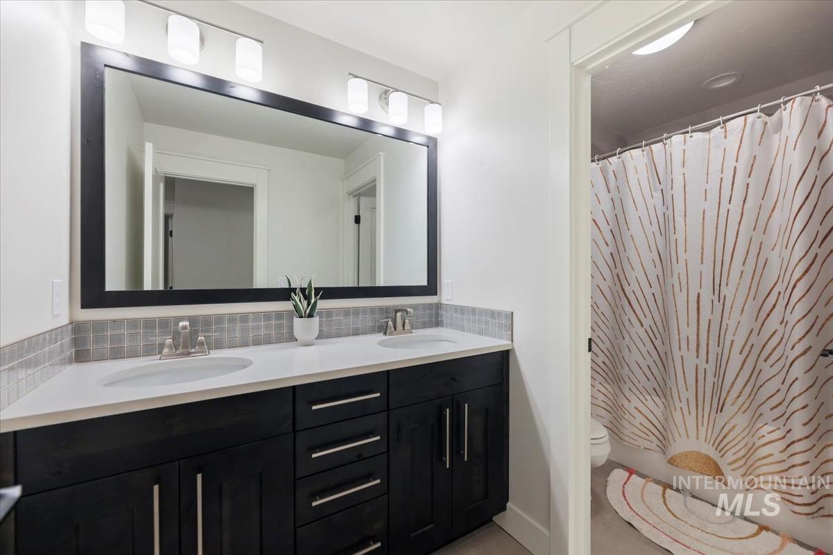 4705 N Morpheus Place, Meridian, Idaho 83646, 5 Bedrooms, 2.5 Bathrooms, Residential For Sale, Price $769,900,MLS 98966953