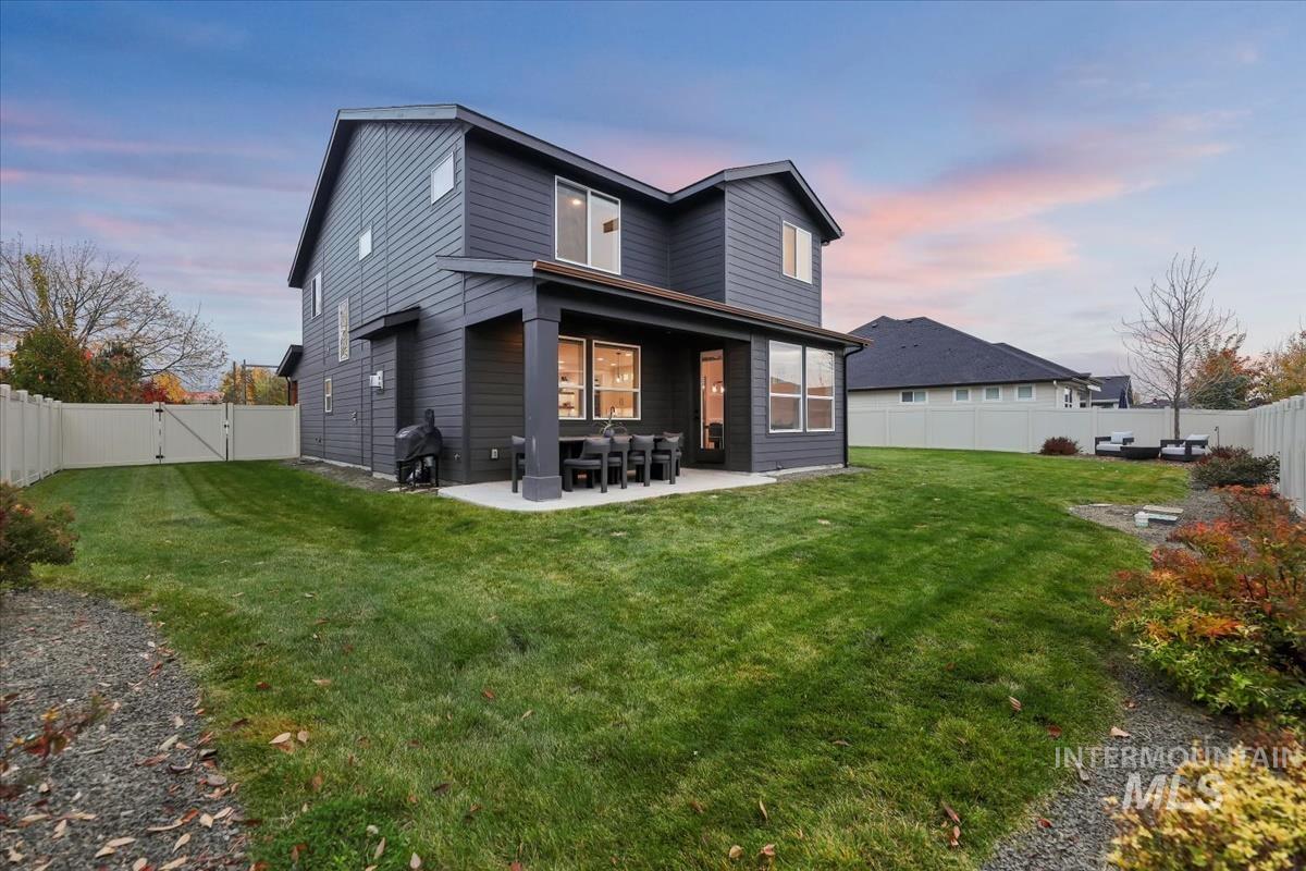 4705 N Morpheus Place, Meridian, Idaho 83646, 5 Bedrooms, 2.5 Bathrooms, Residential For Sale, Price $769,900,MLS 98966953