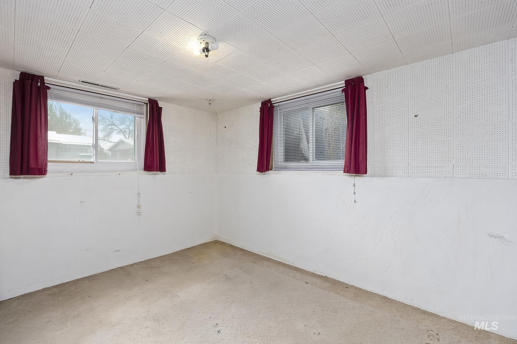 320 E 23rd Dr, Burley, Idaho 83318, 3 Bedrooms, 2 Bathrooms, Residential For Sale, Price $319,900,MLS 98966960