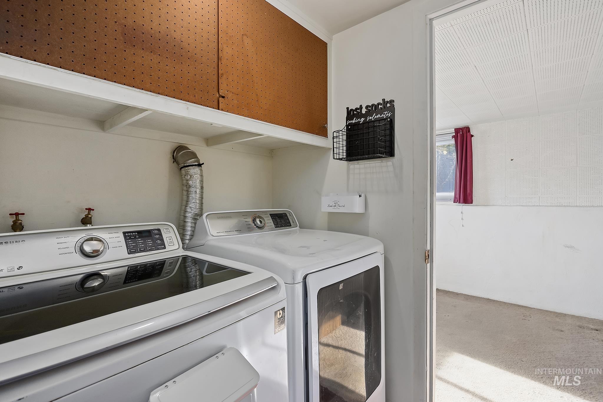 320 E 23rd Dr, Burley, Idaho 83318, 3 Bedrooms, 2 Bathrooms, Residential For Sale, Price $319,900,MLS 98966960