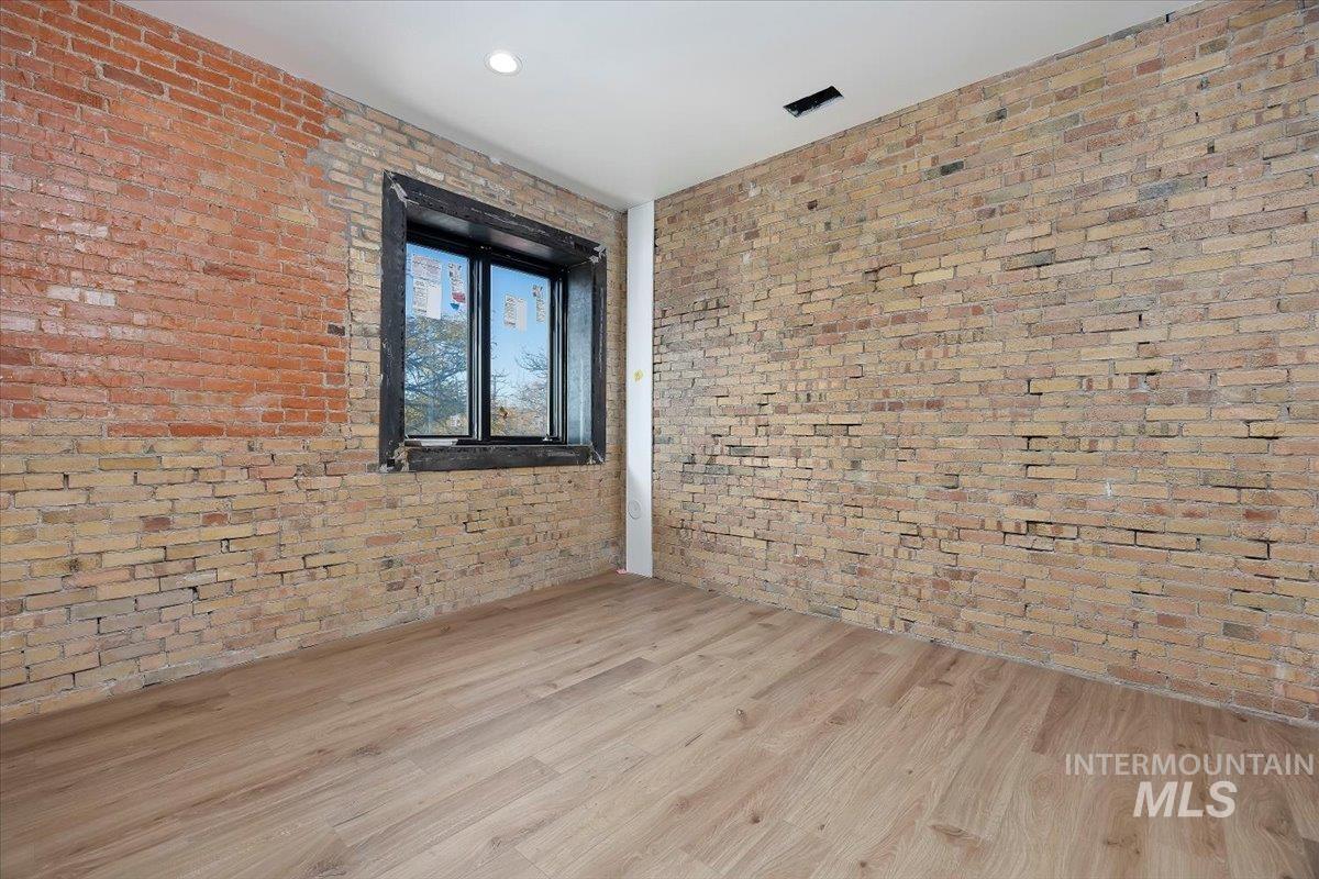 150 Main Ave S, Twin Falls, Idaho 83301, Business/Commercial For Sale, Price $15,000,MLS 98966968