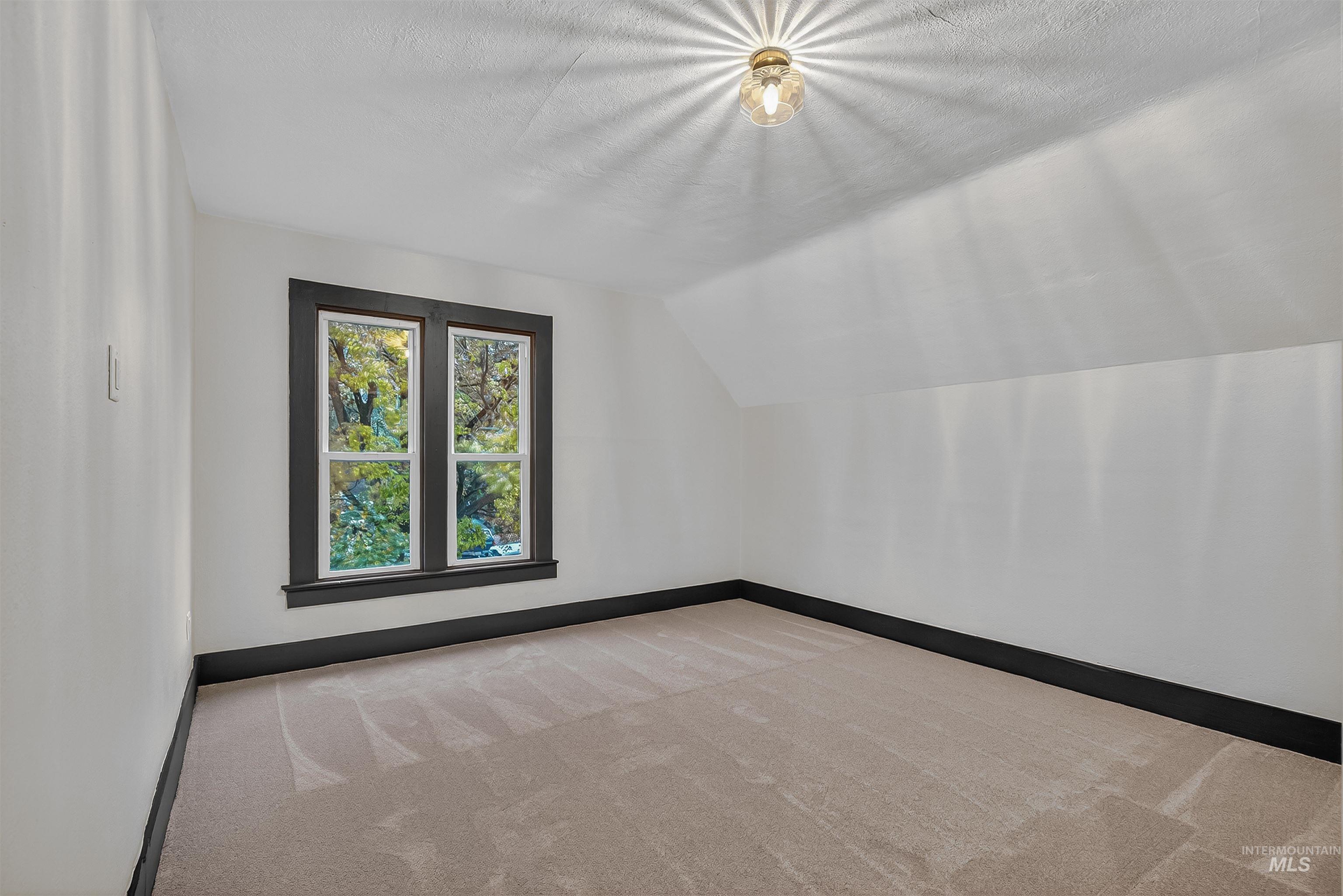 302 7th Ave, Lewiston, Idaho 83501, 3 Bedrooms, 2 Bathrooms, Residential For Sale, Price $499,500,MLS 98966972