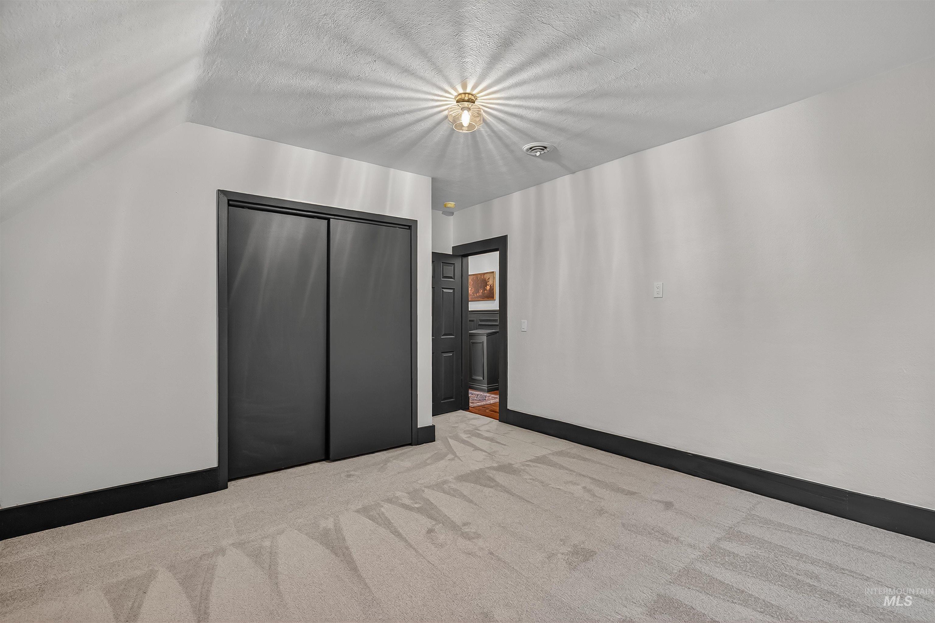 302 7th Ave, Lewiston, Idaho 83501, 3 Bedrooms, 2 Bathrooms, Residential For Sale, Price $499,500,MLS 98966972