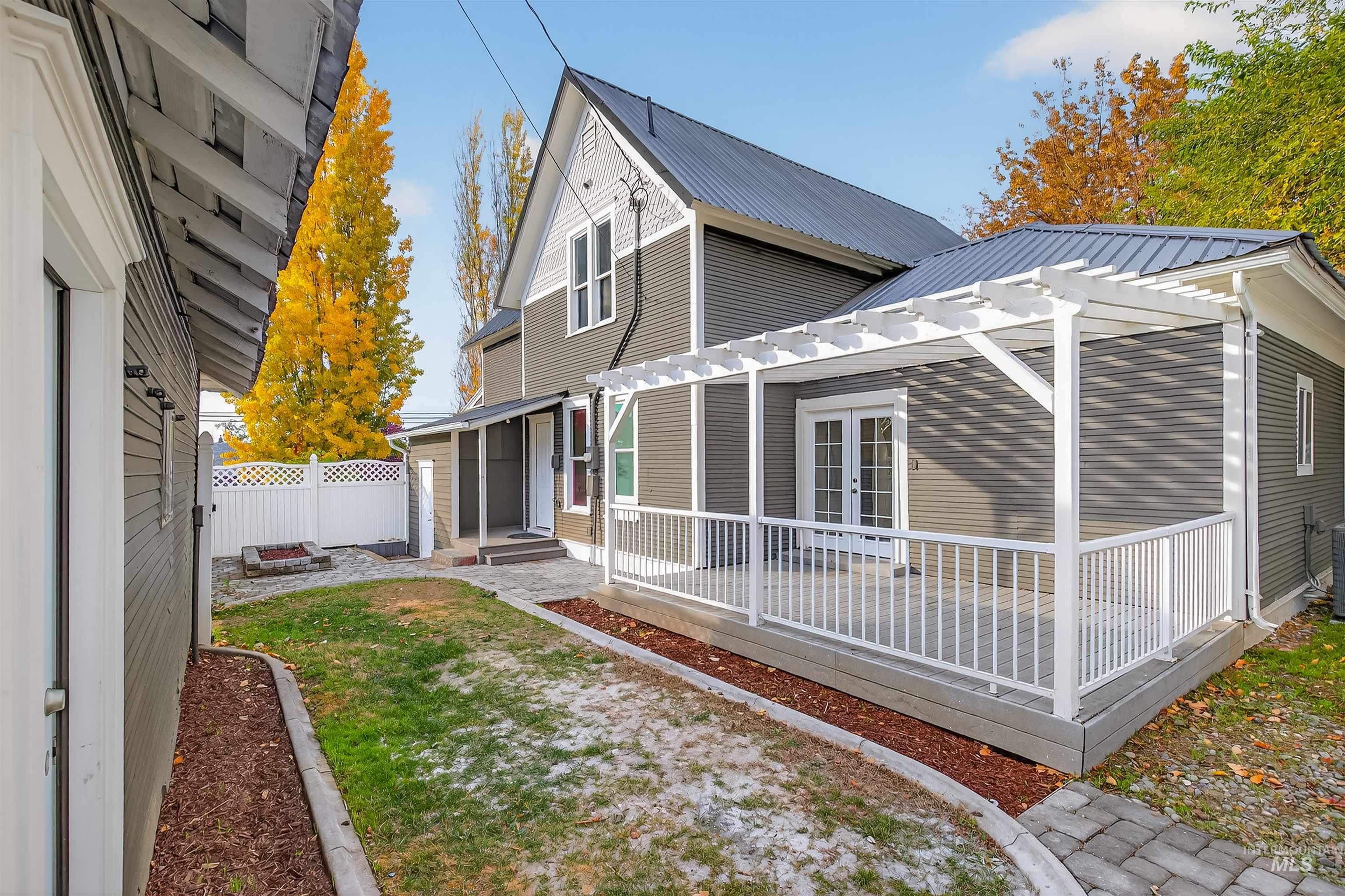 302 7th Ave, Lewiston, Idaho 83501, 3 Bedrooms, 2 Bathrooms, Residential For Sale, Price $499,500,MLS 98966972