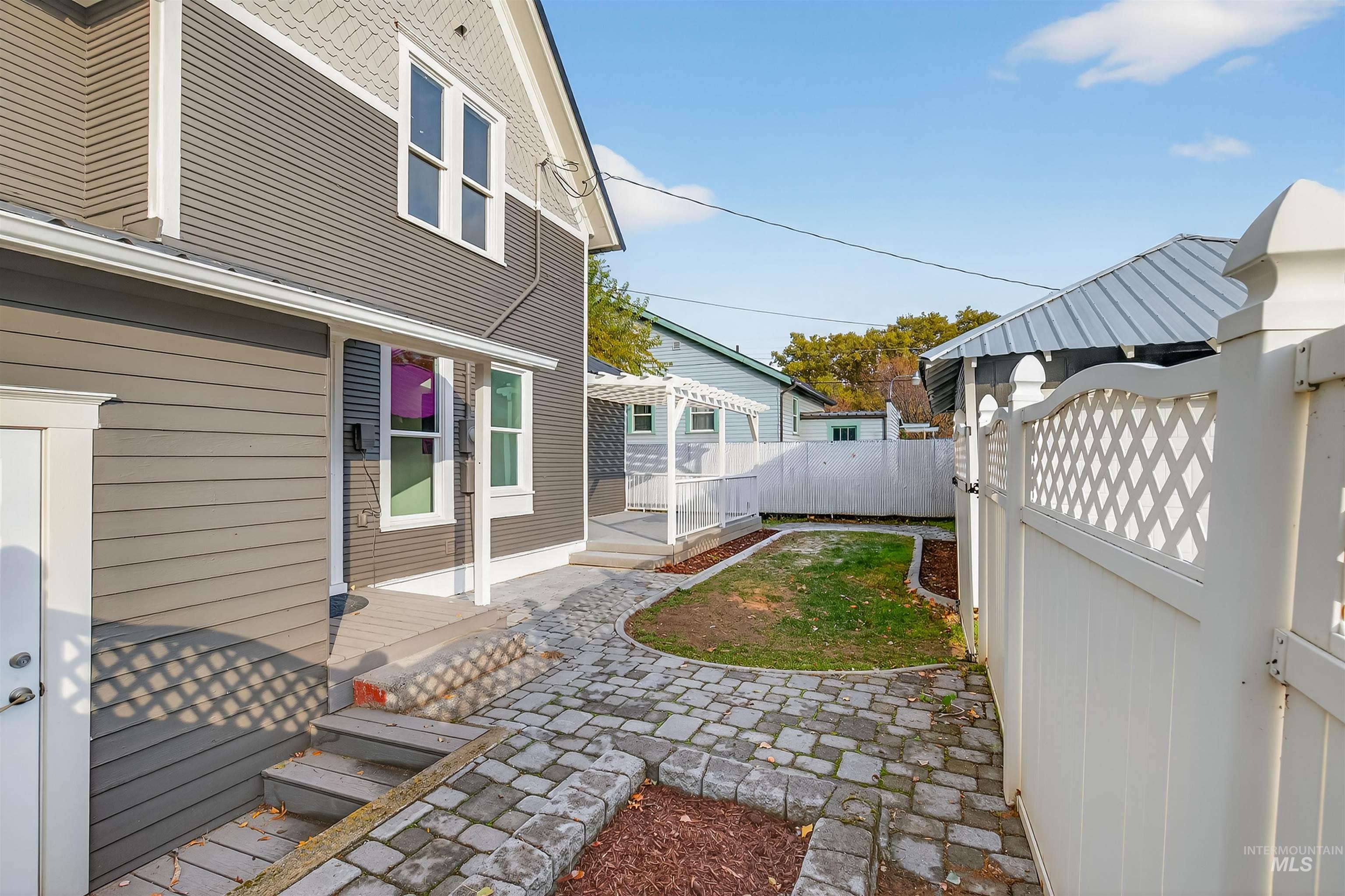 302 7th Ave, Lewiston, Idaho 83501, 3 Bedrooms, 2 Bathrooms, Residential For Sale, Price $499,500,MLS 98966972