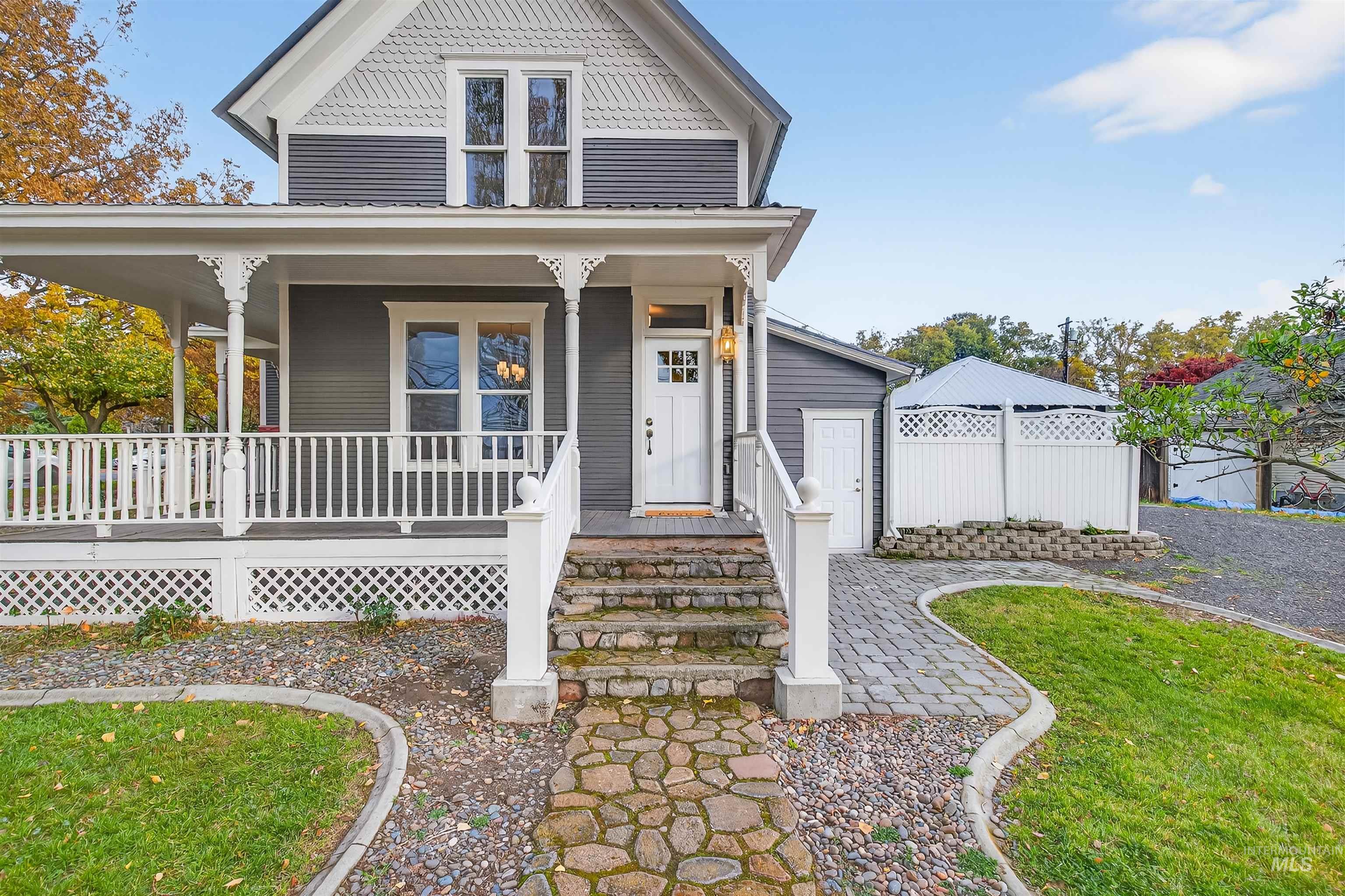 302 7th Ave, Lewiston, Idaho 83501, 3 Bedrooms, 2 Bathrooms, Residential For Sale, Price $499,500,MLS 98966972