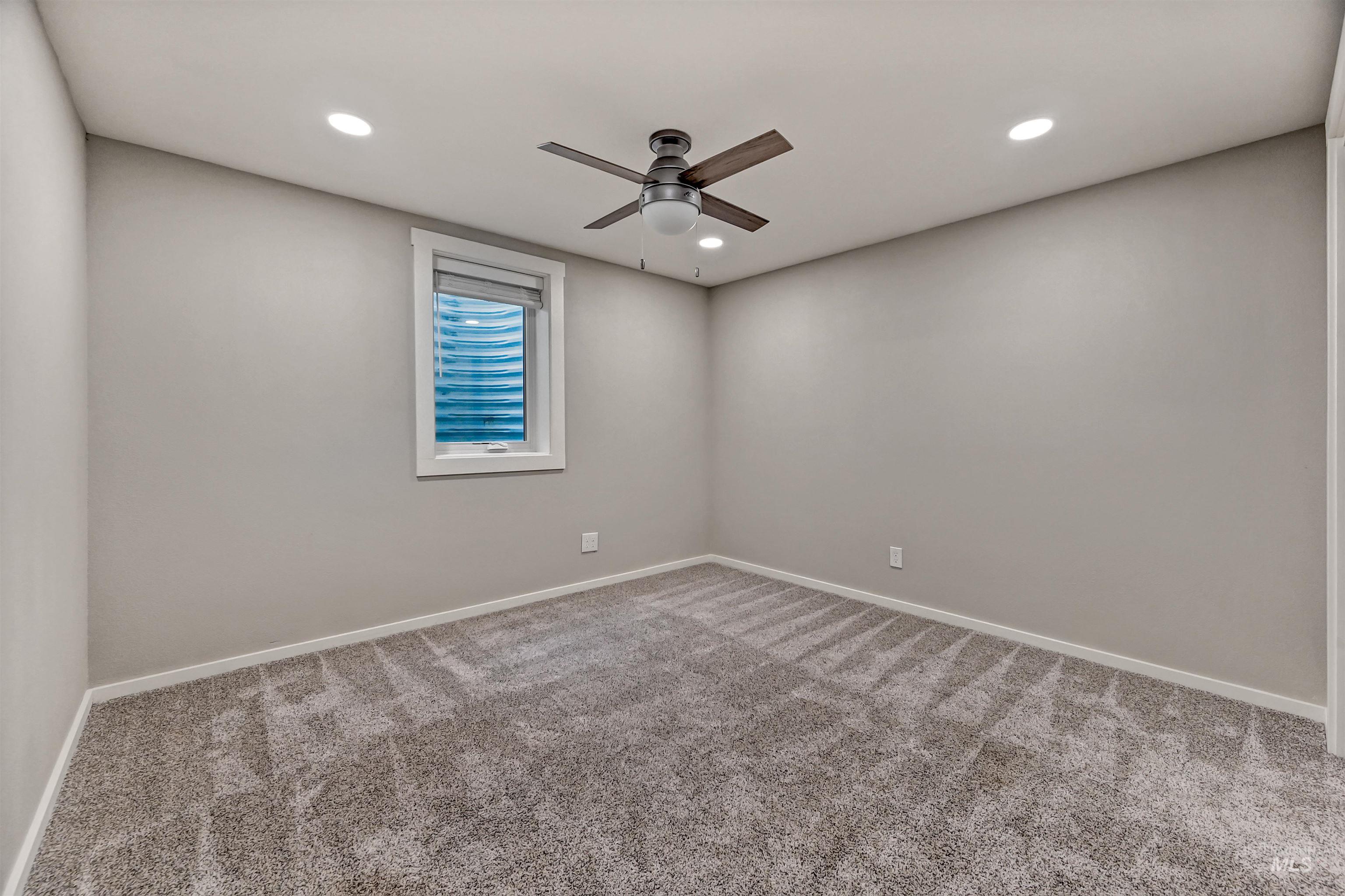 8640 W Brynwood, Boise, Idaho 83704, 5 Bedrooms, 3 Bathrooms, Residential For Sale, Price $635,000,MLS 98966977