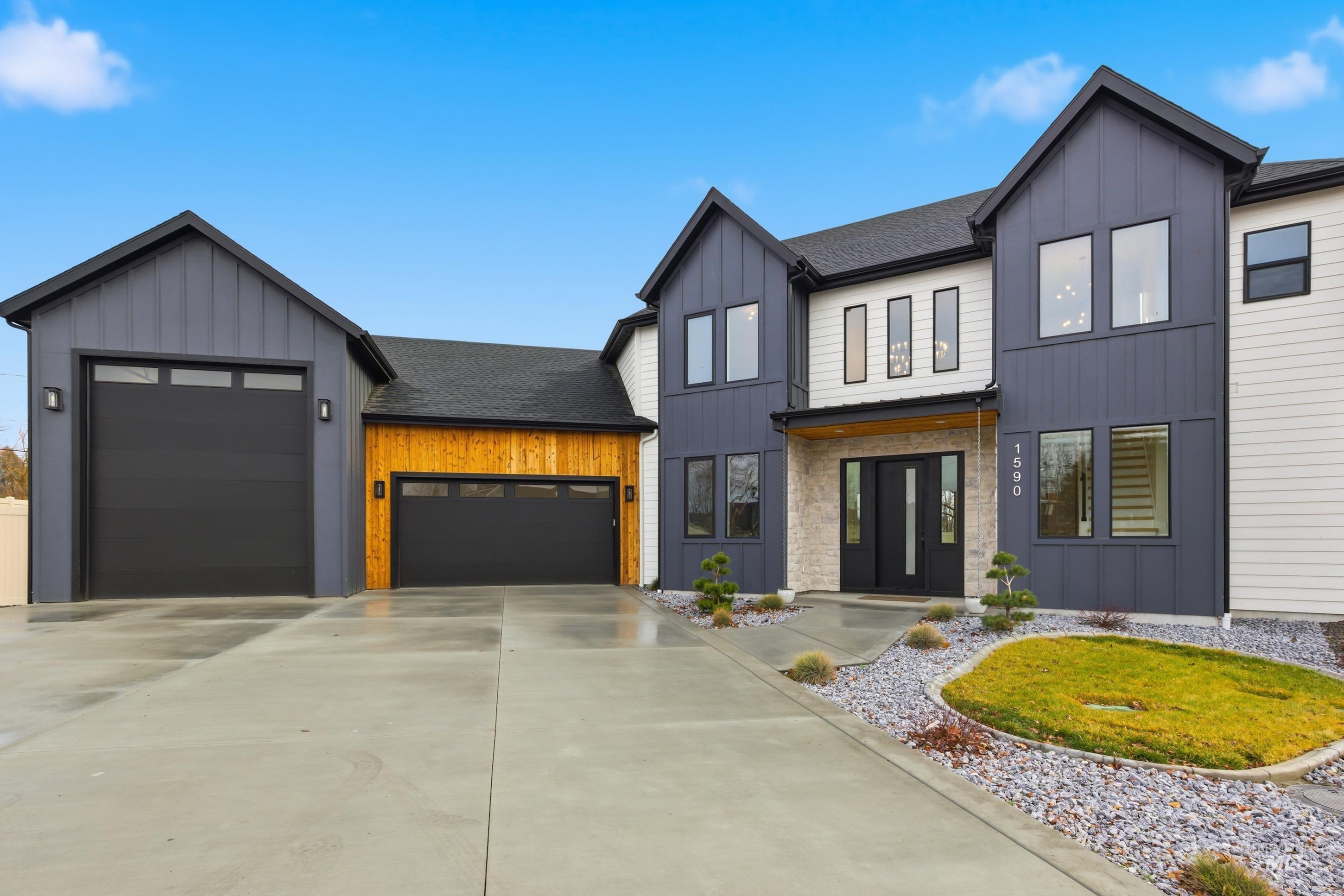 1590 N Watershed Ln, Star, Idaho 83669, 4 Bedrooms, 3 Bathrooms, Residential For Sale, Price $985,000,MLS 98966980