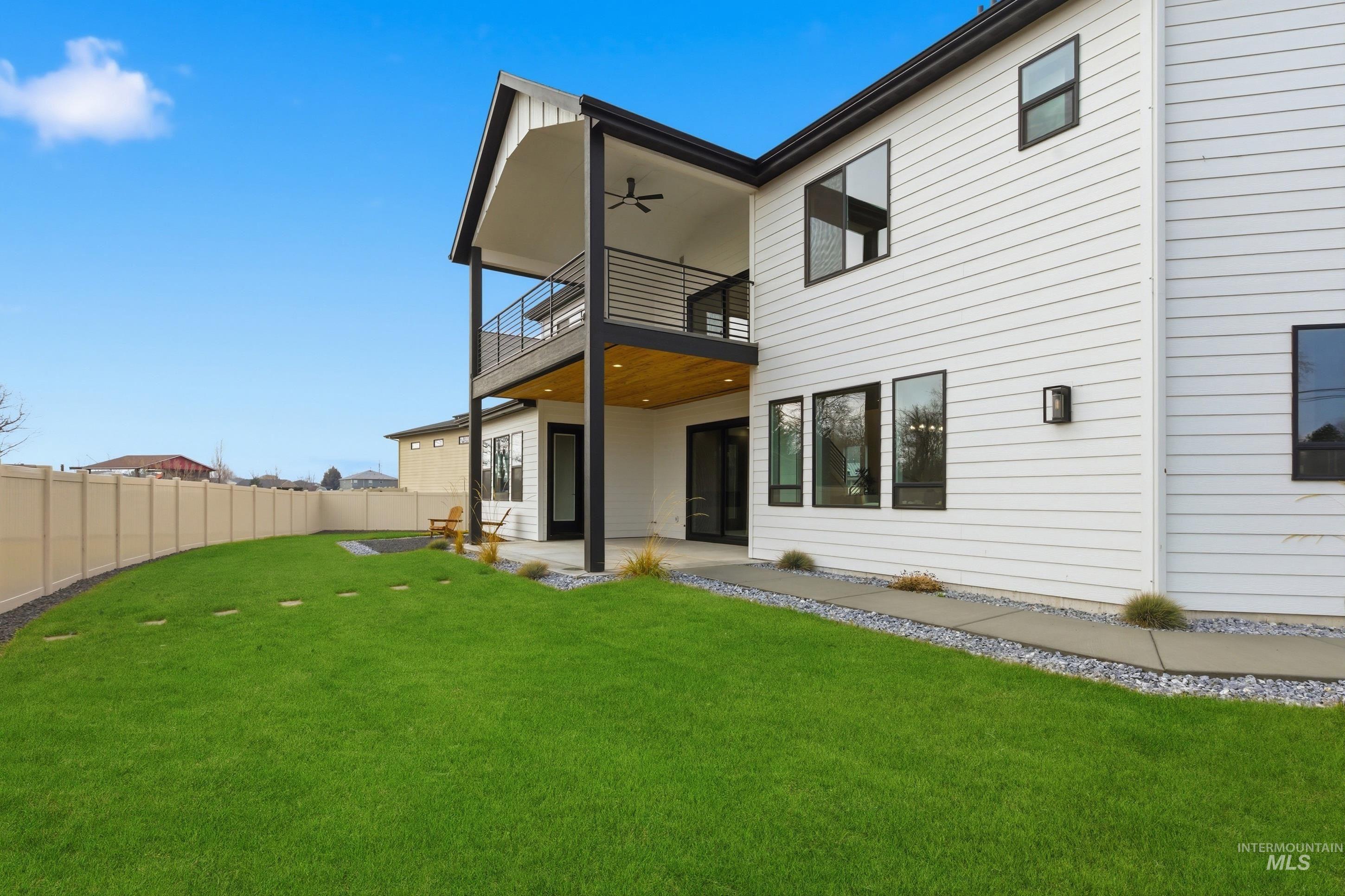 1590 N Watershed Ln, Star, Idaho 83669, 4 Bedrooms, 3 Bathrooms, Residential For Sale, Price $985,000,MLS 98966980