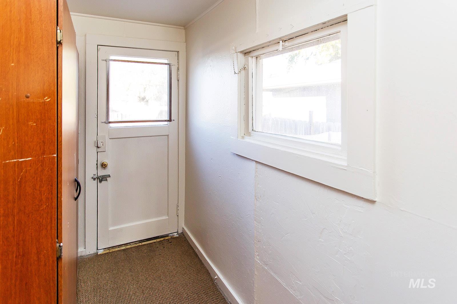 319 Jackson St, Twin Falls, Idaho 83301, 2 Bedrooms, 1 Bathroom, Residential For Sale, Price $219,000,MLS 98966983