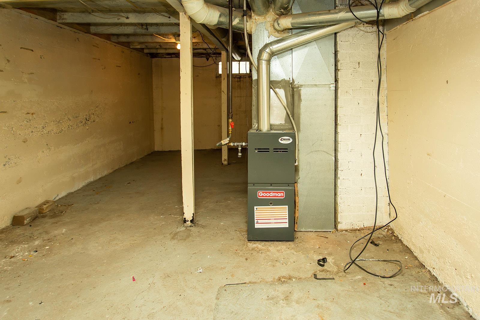 319 Jackson St, Twin Falls, Idaho 83301, 2 Bedrooms, 1 Bathroom, Residential For Sale, Price $219,000,MLS 98966983