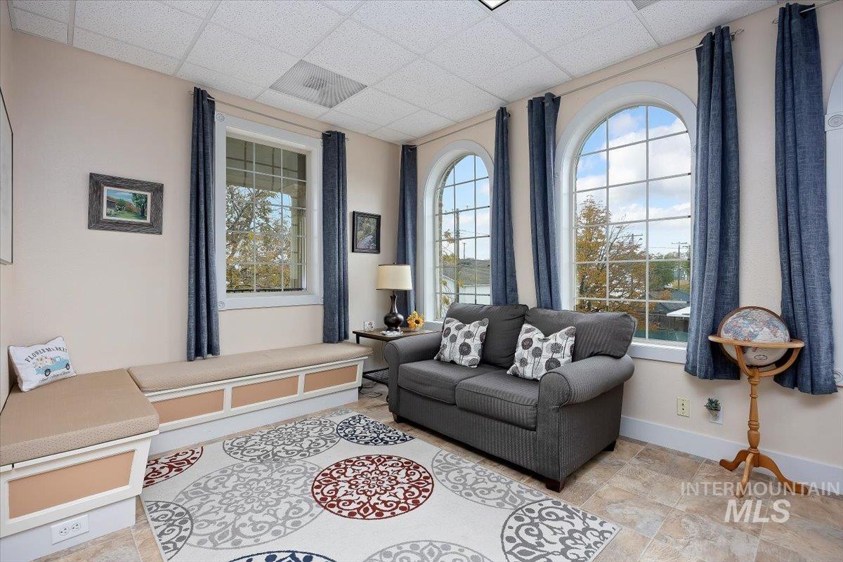 200 N 8th, Buhl, Idaho 83316, 2 Bedrooms, 1 Bathroom, Residential Income For Sale, Price $680,000,MLS 98966985