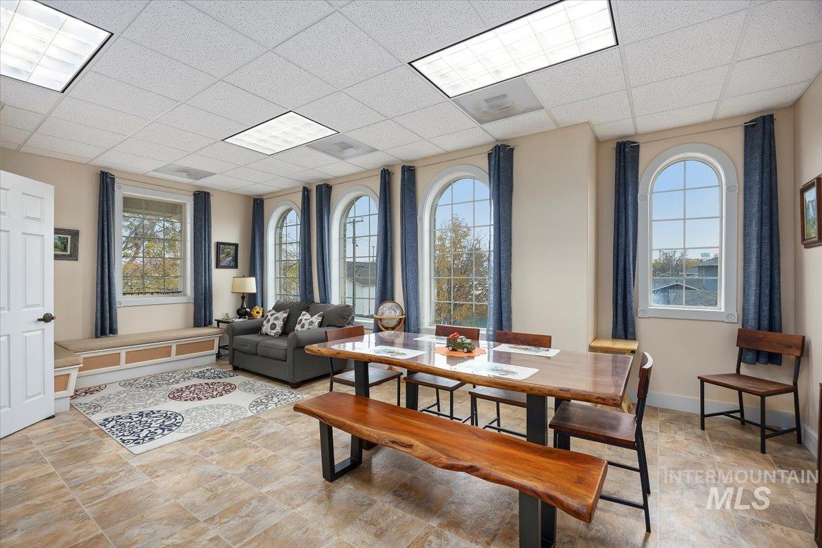 200 N 8th, Buhl, Idaho 83316, 2 Bedrooms, 1 Bathroom, Residential Income For Sale, Price $680,000,MLS 98966985