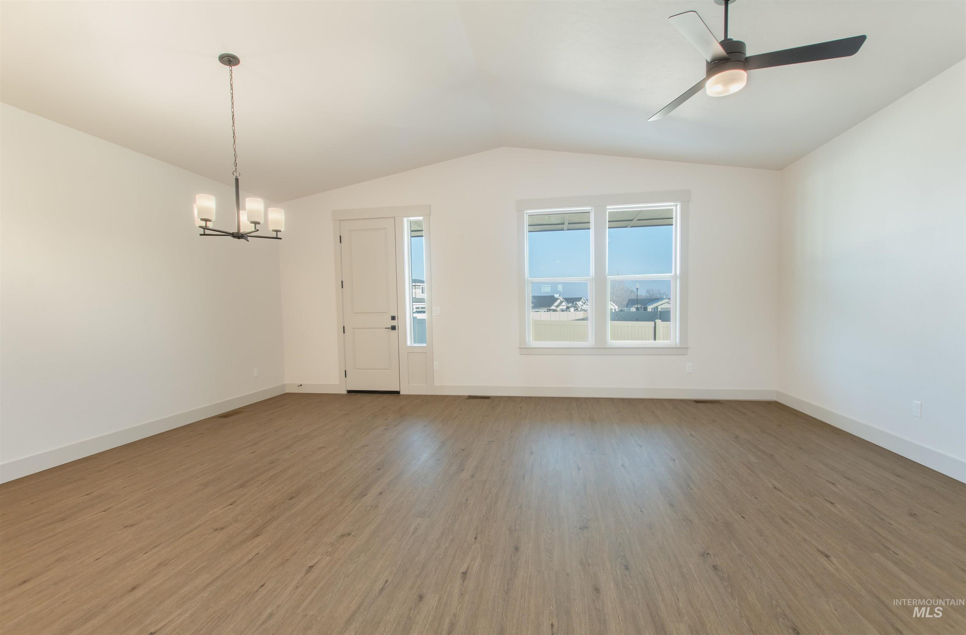 438 Linden St, New Plymouth, Idaho 83655, 5 Bedrooms, 2.5 Bathrooms, Residential For Sale, Price $465,000,MLS 98966987