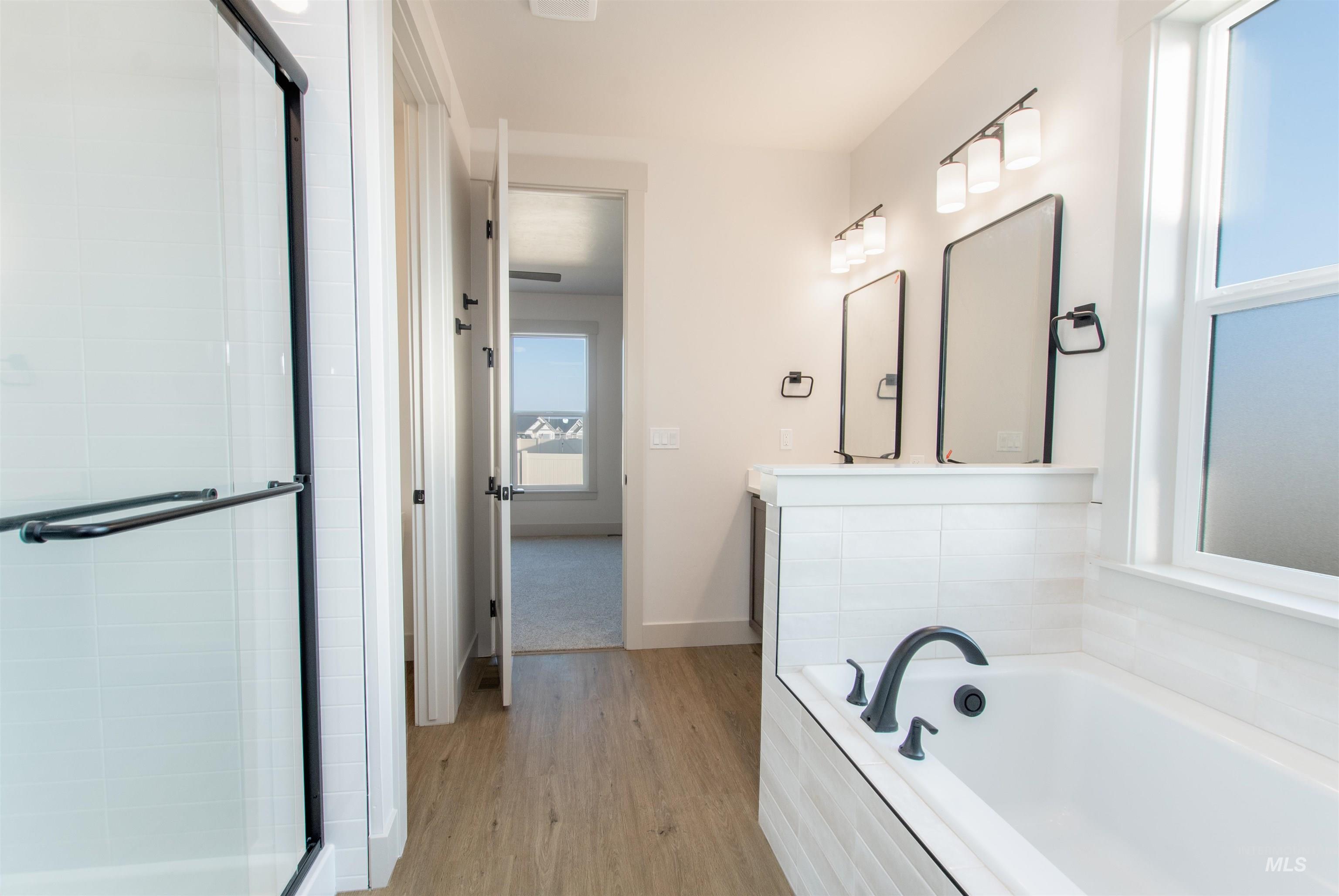 438 Linden St, New Plymouth, Idaho 83655, 5 Bedrooms, 2.5 Bathrooms, Residential For Sale, Price $465,000,MLS 98966987